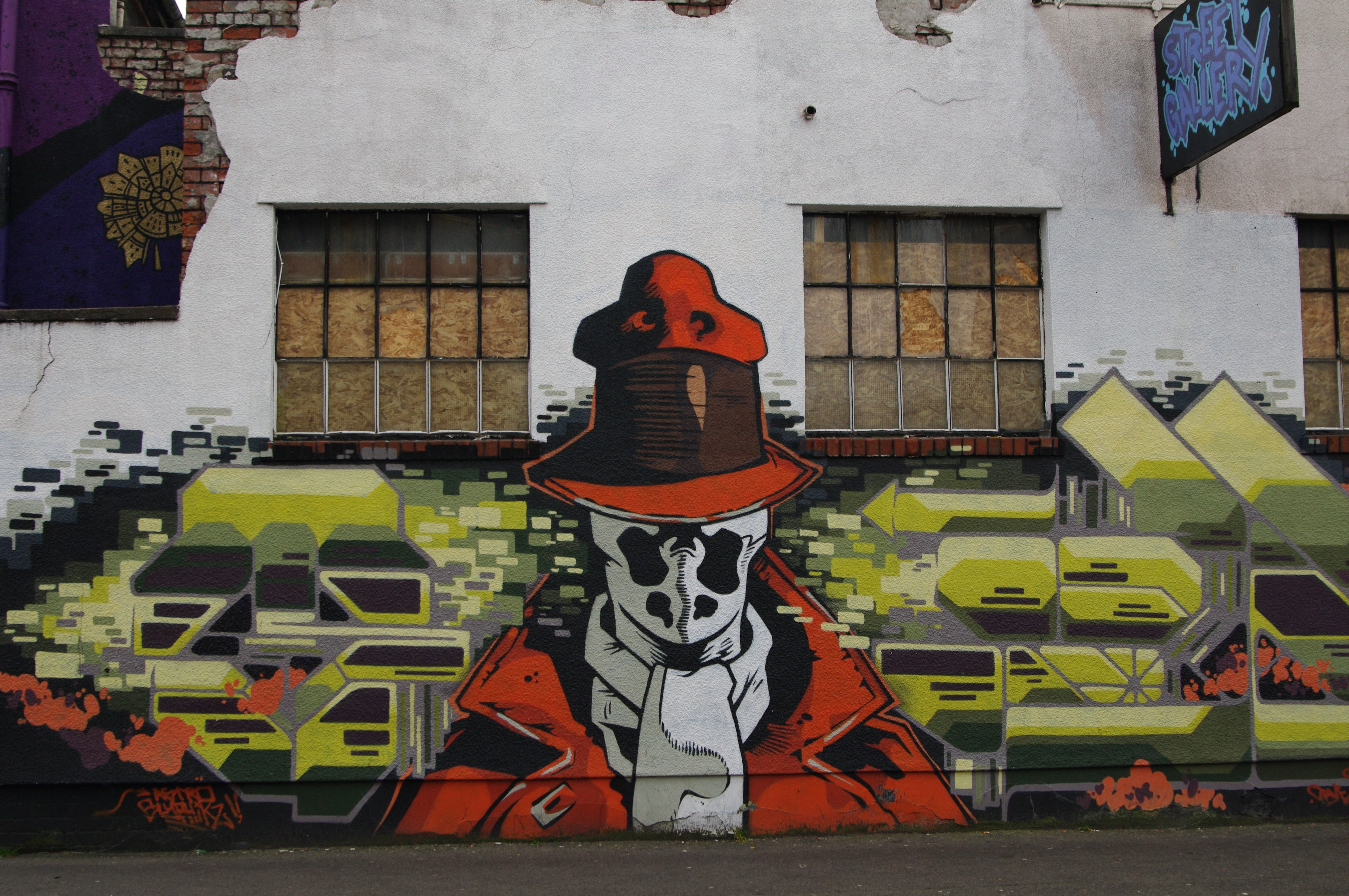 building exterior, architecture, alan moore, pop culture, arts culture and entertainment, outdoors, mural, building, creativity, window, wall - building feature, HD Wallpaper