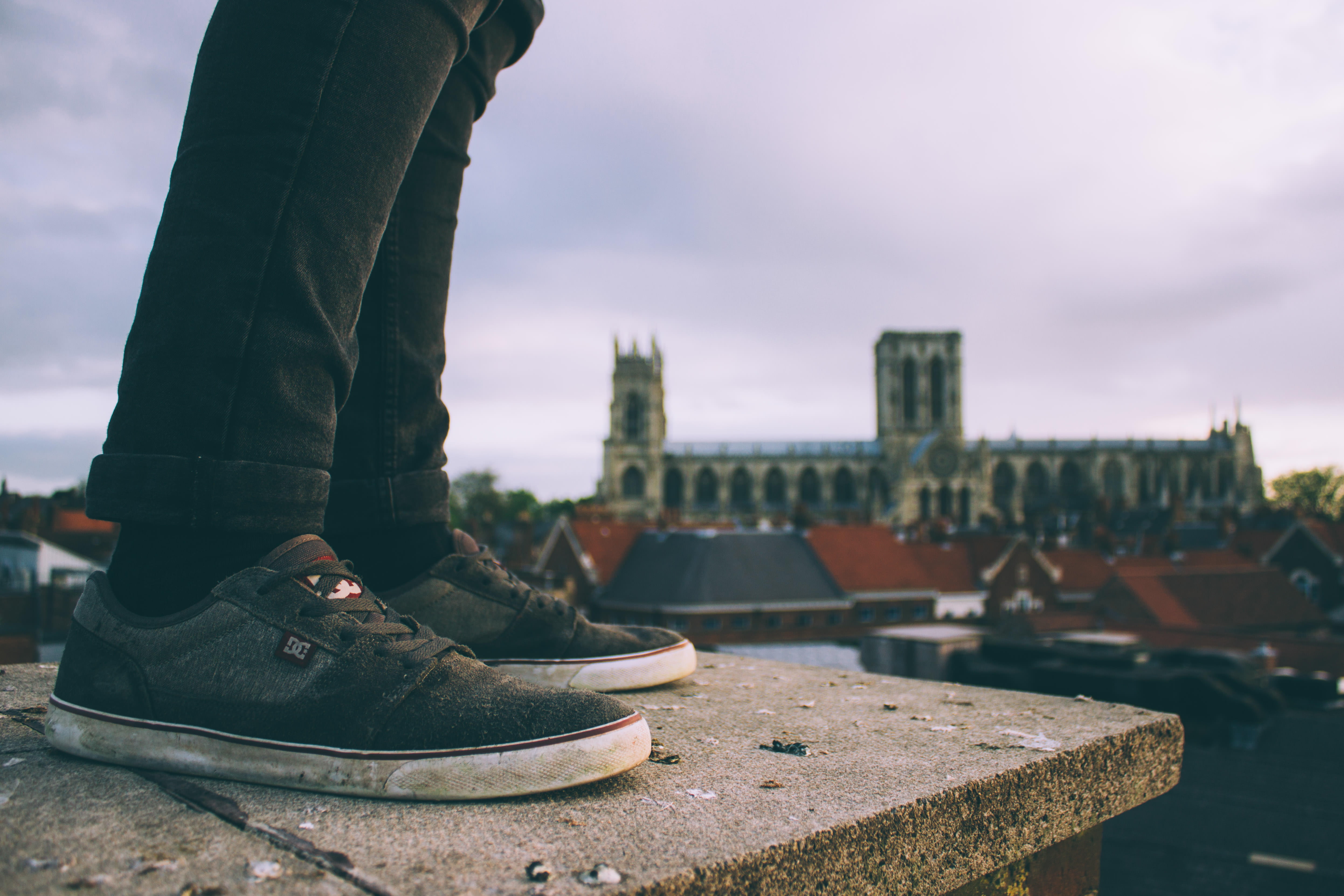 footwear, building exterior, one person, city, focus on foreground, human leg, shoe, history, low section, outdoors, human limb, feet, close-up, architecture, HD Wallpaper