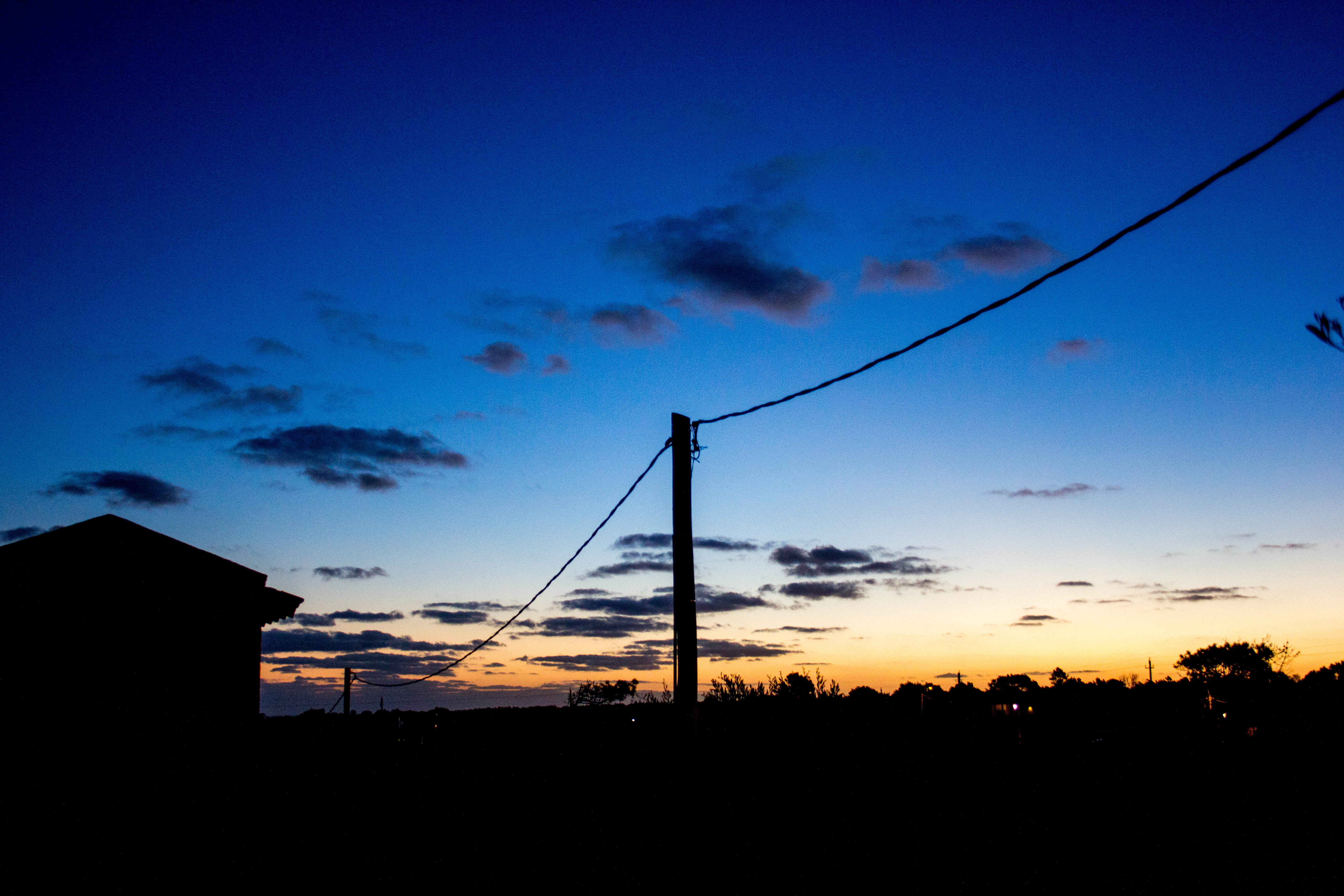 electricity pylon, power supply, beauty in nature, sunset, fuel and power generation, no people, electricity, 5K, rocha, puesta de sol, nature, sky, silhouette, HD Wallpaper