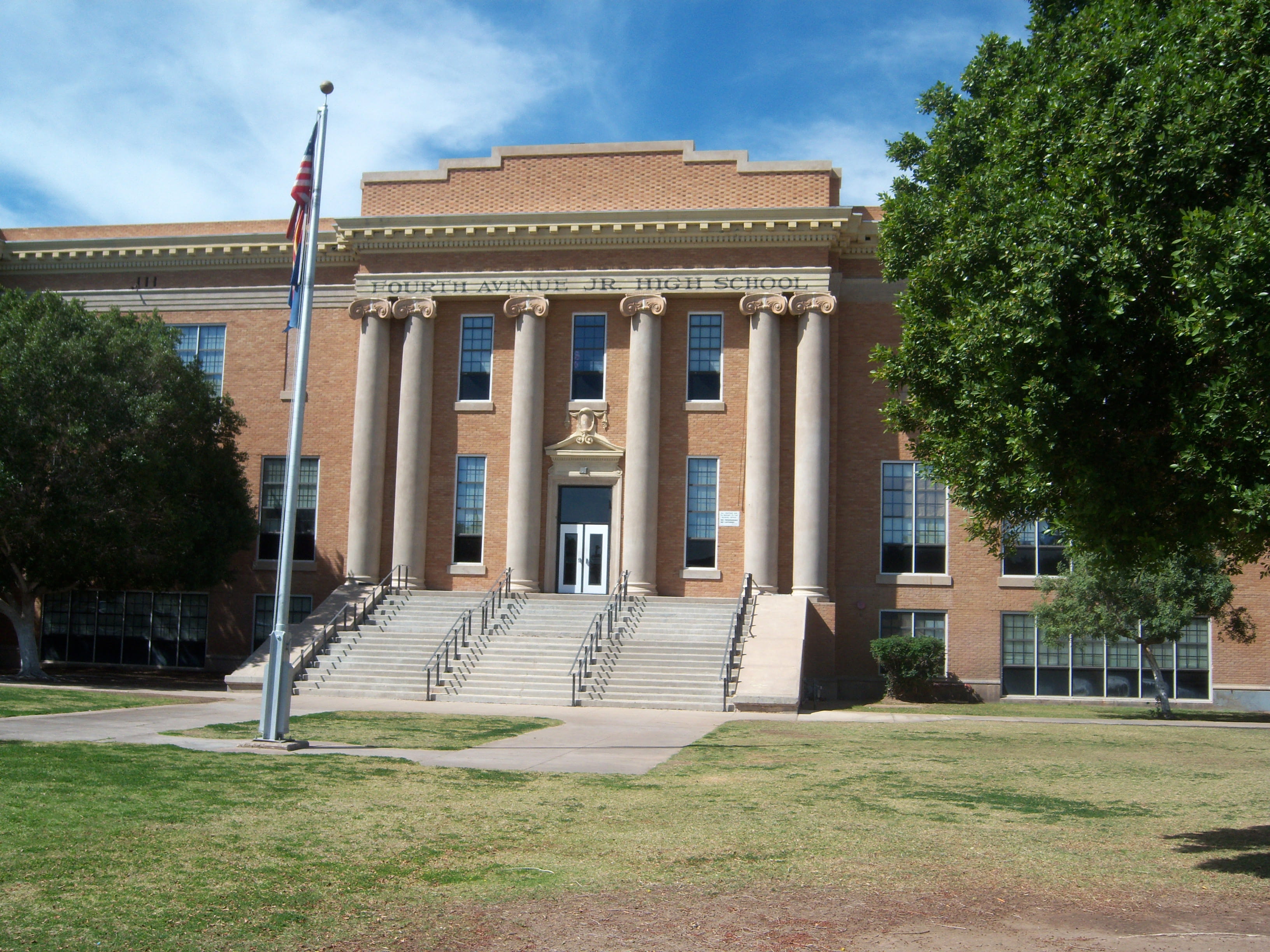 school Building, outdoors, travel, tree, facade, university, neo-classical, states, photos, school, nature, history, building Exterior, building, Arizona, HD Wallpaper