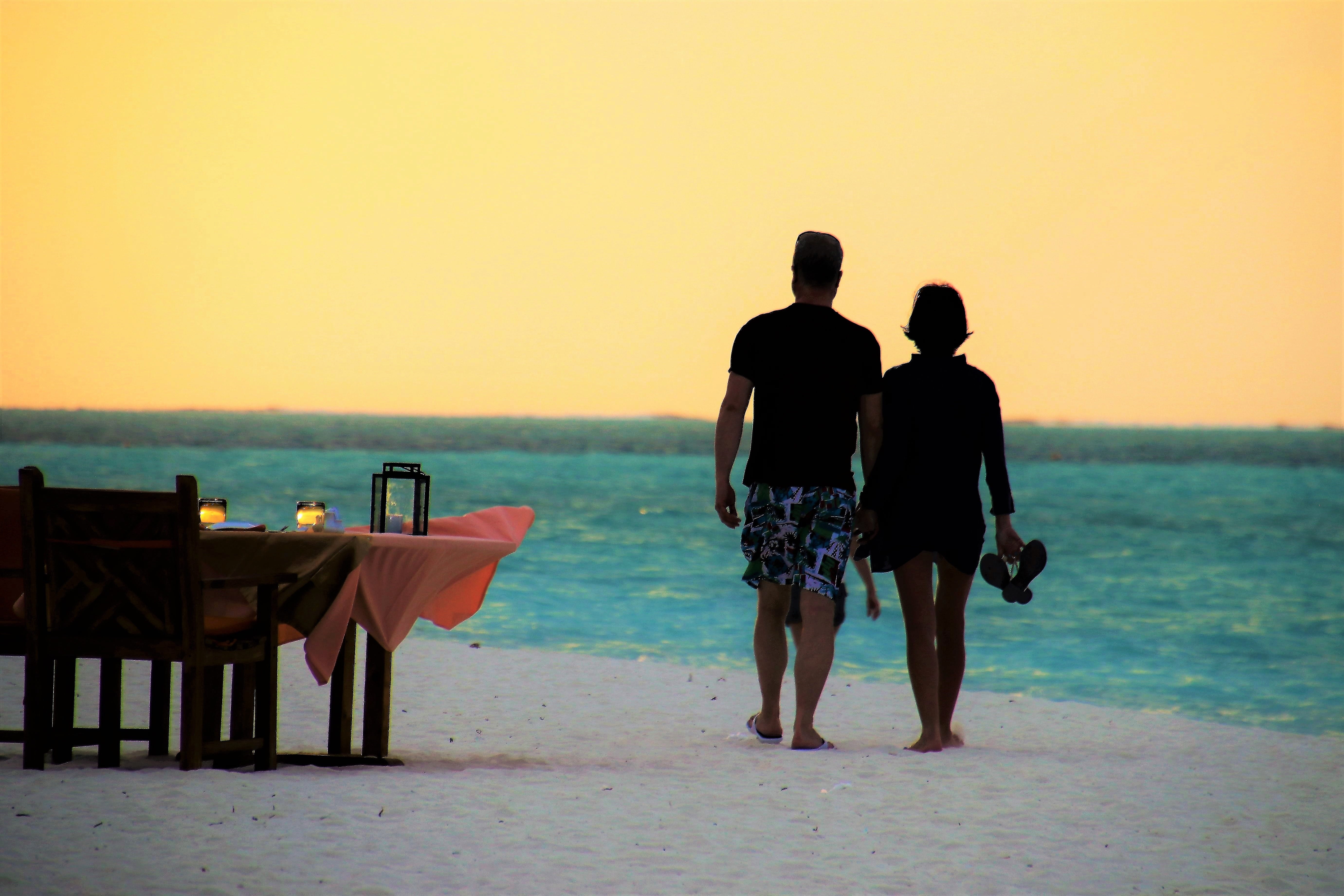 summer, leisure, panorama, lifestyles, sunset, sky, the sun, travel, tour, sunny, horizon, honeymoon, the prospect of, walking, tourists, sand, land, a good time, HD Wallpaper