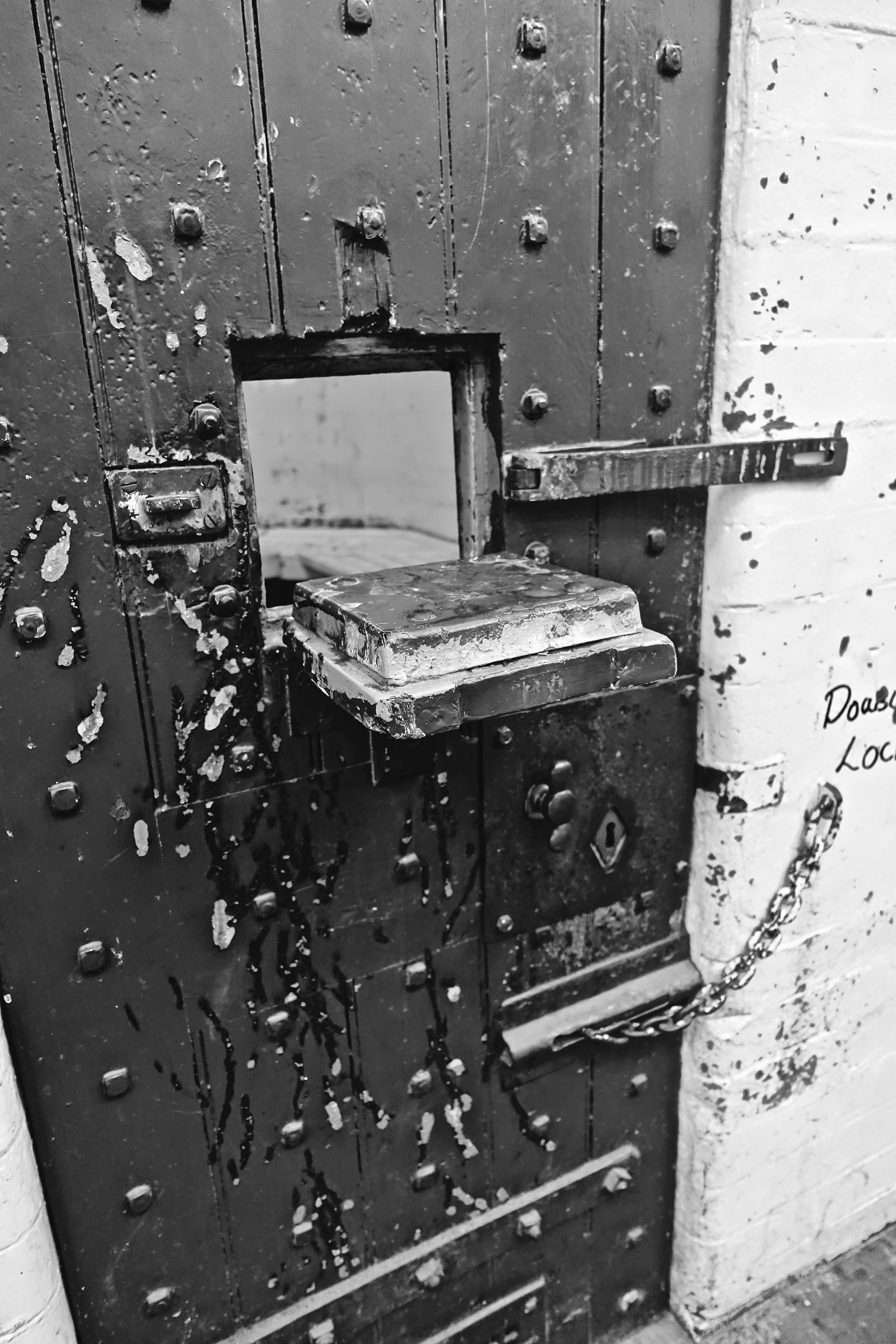 locked, detail, metal, security, close-up, criminal, transportation, no people, door, day, backgrounds, old, water, 5K, wet, protection, servers, abandoned, Phone HD Wallpaper