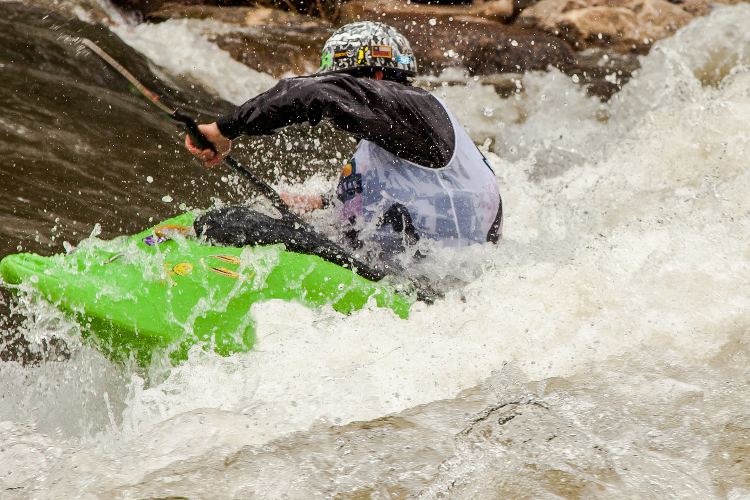 activity, 1080P, flowing, excitement, nature, healthy, adventure, games, sports equipment, sports, fun, challenge, mist, energy, helmet, wave, rapids, HD Wallpaper