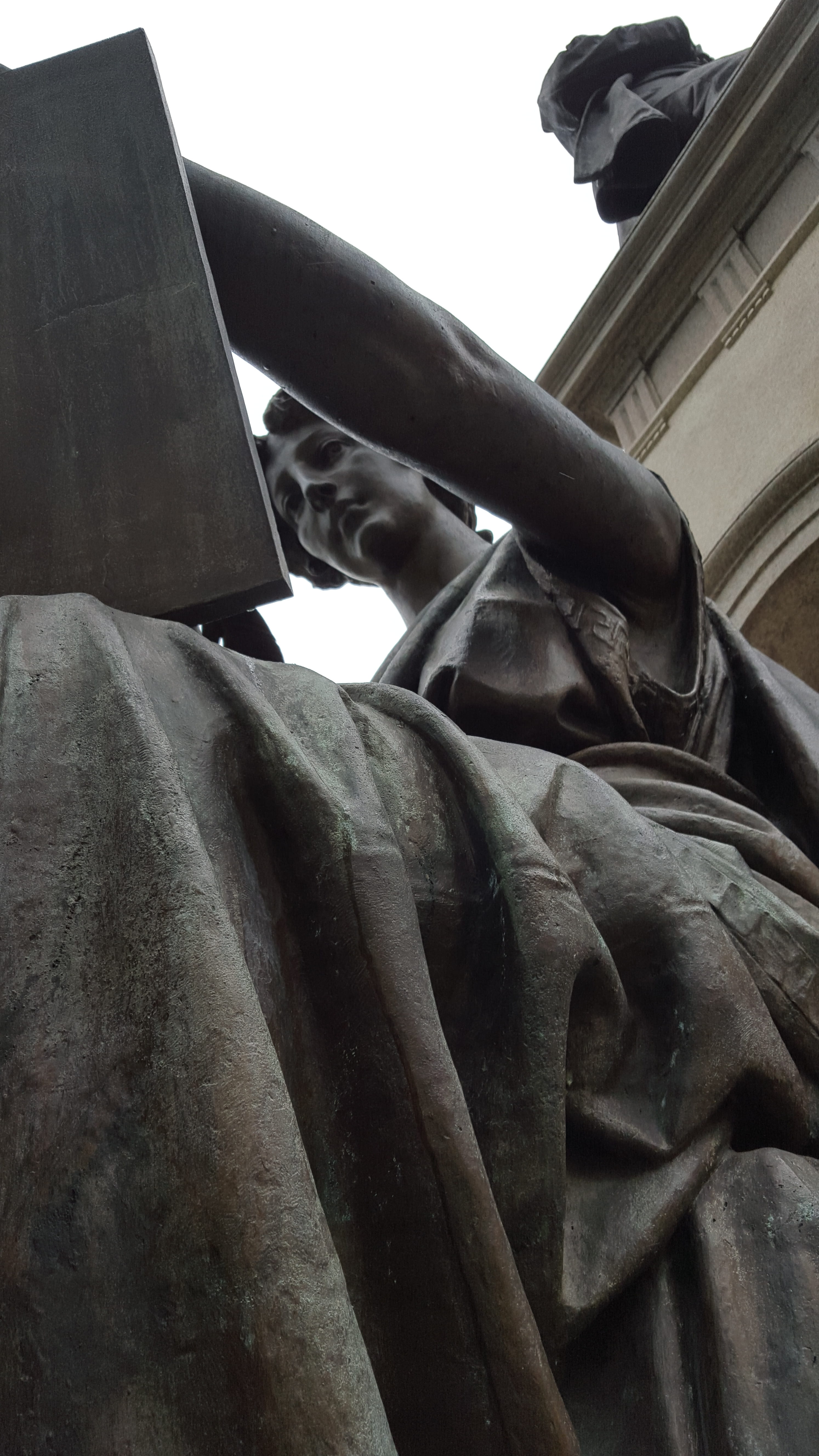 Statue, Politics, day, indianapolis, human representation, low angle view, 5K, goddess, close-up, architecture, craft, sword, creativity, military, building exterior, Phone HD Wallpaper