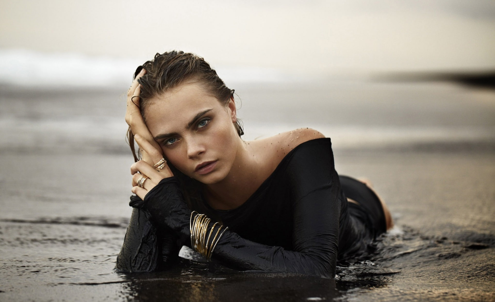 looking, nature, hair, Water, hairstyle, adult, Girls, beautiful woman, wet hair, looking at camera, beach, sea, young adult, one person, outdoors, cara, HD Wallpaper