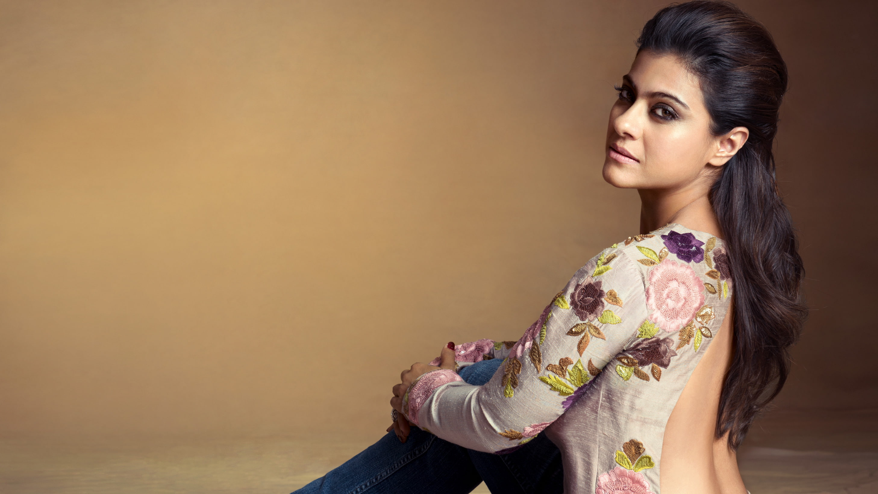 Vogue India, Kajol, Fashion, Manish Malhotra, 2K, HD Wallpaper