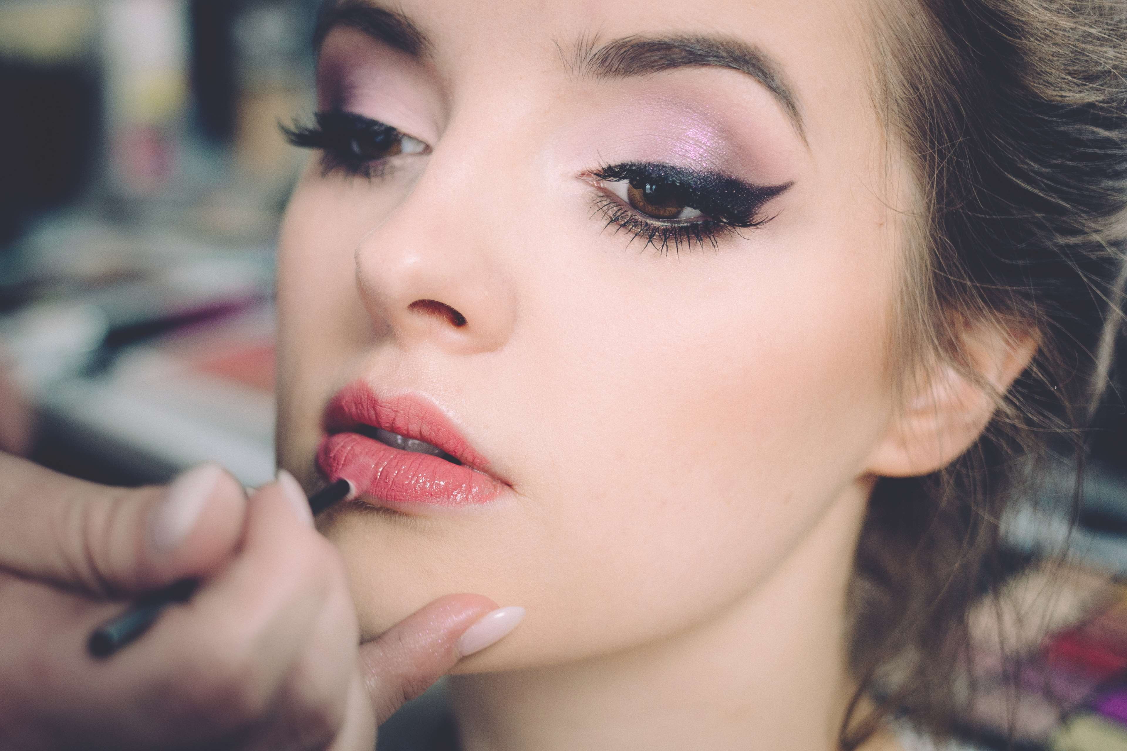 eyelash, beautiful woman, hairstyle, lipstick, close up, hand, artist, s, females, makeup, photoshoot, portrait, make-up, fashion, person, beauty product, HD Wallpaper