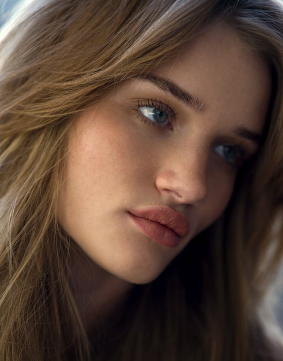 hair, adult, young adult, emotion, beautiful people, portrait, teenager, long hair, looking at camera, Rosie Huntington-Whiteley, one person, hairstyle, Phone HD Wallpaper