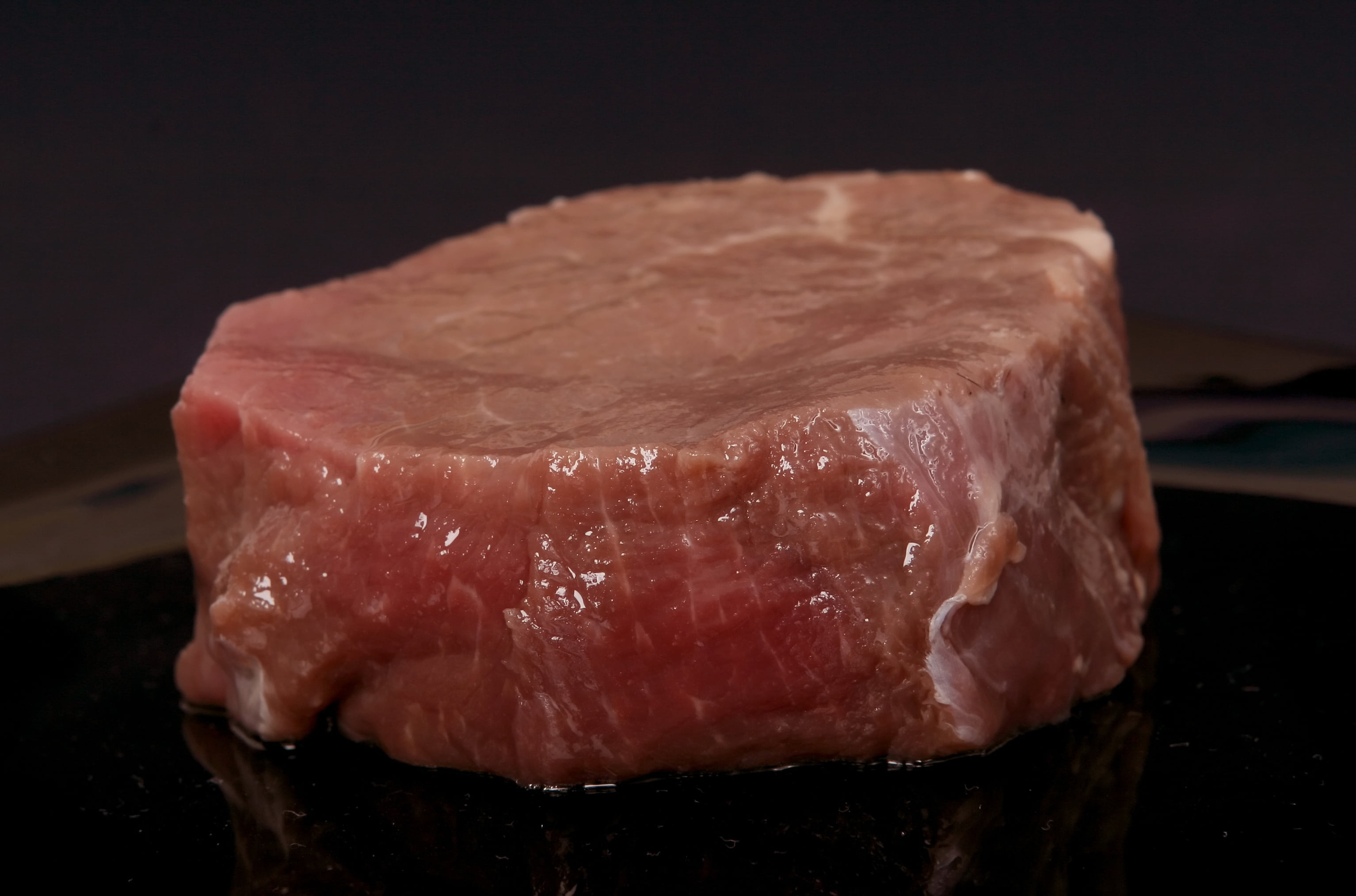 serving size, fillet, black background, ready-to-eat, focus on foreground, sirloin, natural, garnish, weight, close-up, food and drink, 2K, japanese food, HD Wallpaper