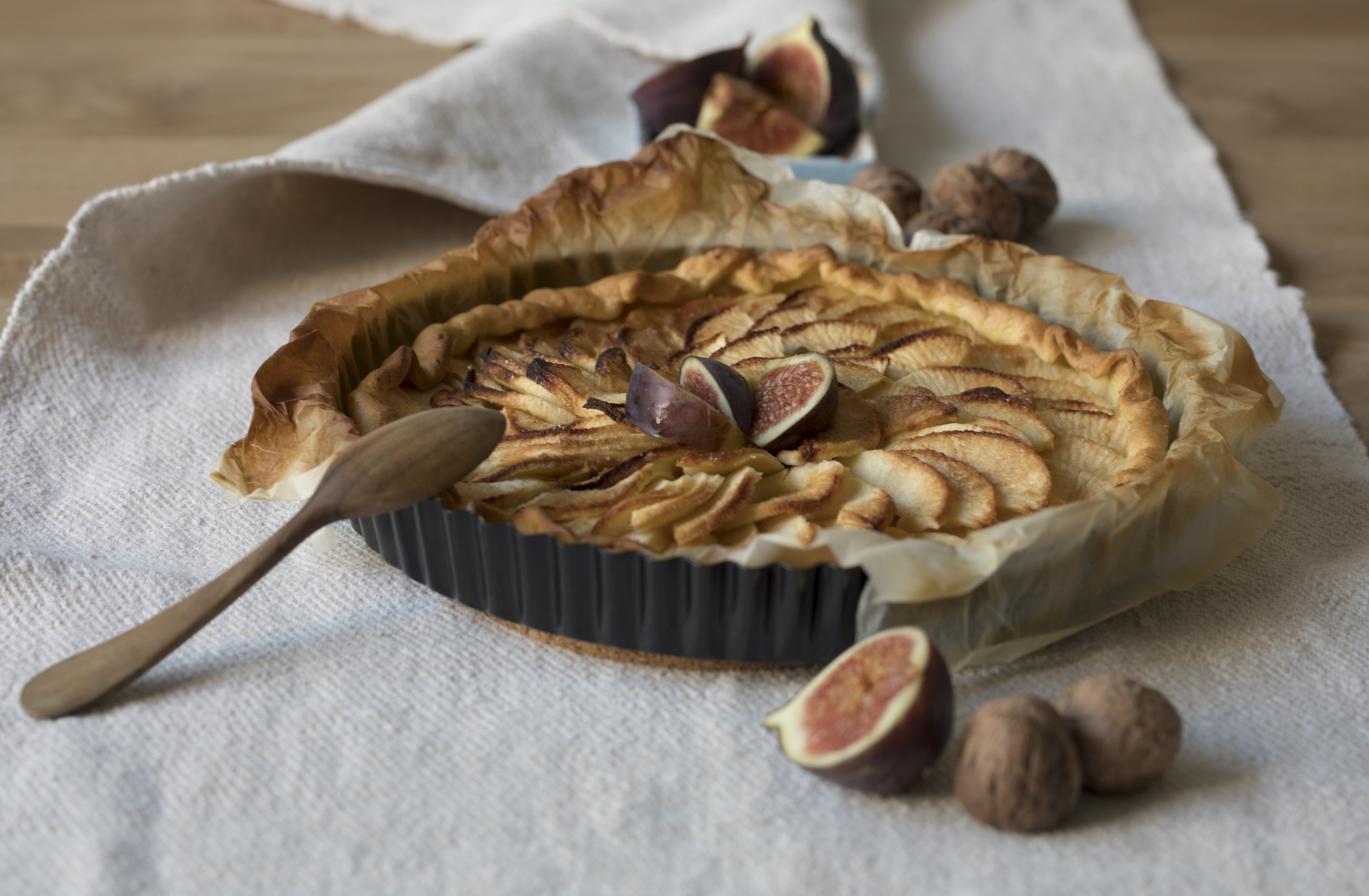 food and drink, sea life, eating utensil, focus on foreground, animal, plant, baked, lobster, no people, selective focus, belgium, baked pastry item, close-up, HD Wallpaper