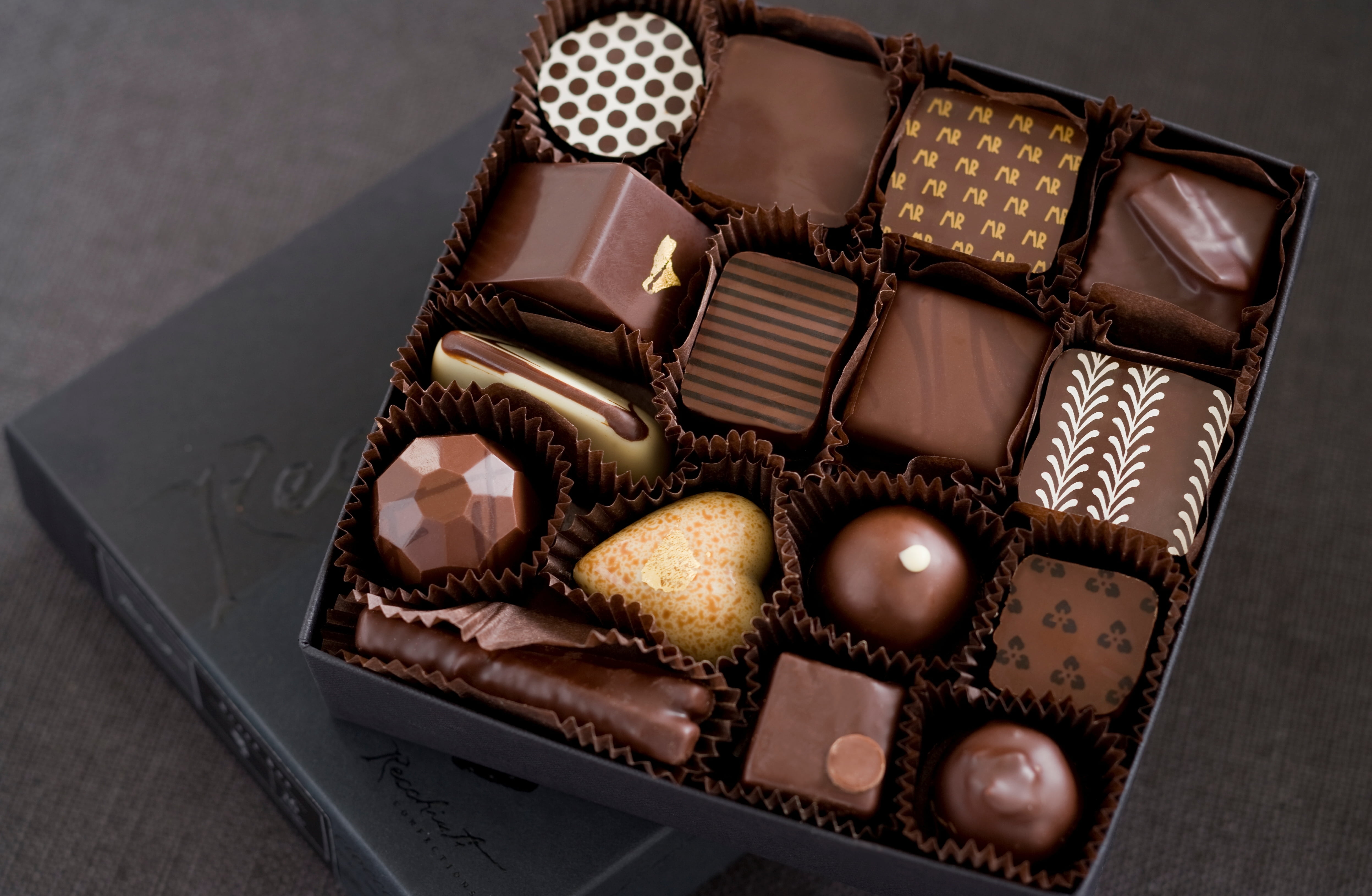 milk Chocolate, box - container, no People, gourmet, high angle view, food, box, refreshment, emotion, still life, gift box, sweet, temptation, indulgence, HD Wallpaper