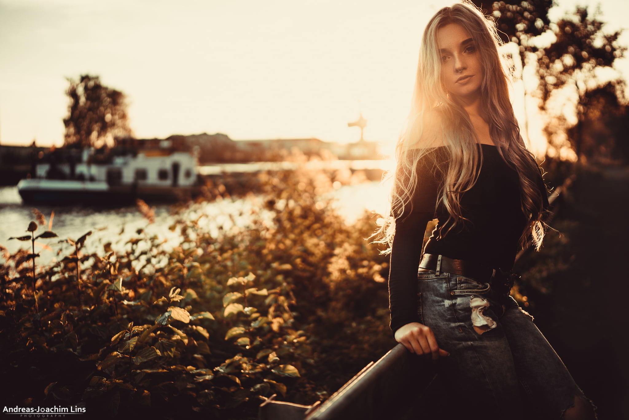 outdoors, blonde, torn jeans, lifestyles, real people, tree, 1080P, women, one person, nose rings, sunset, young women, young adult, nature, women outdoors, HD Wallpaper