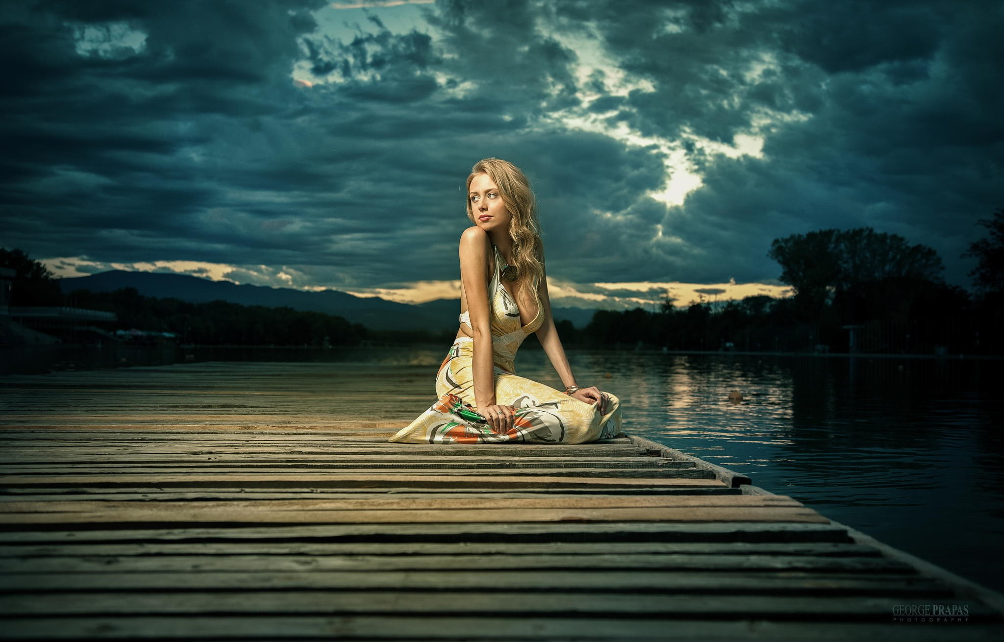 pier, long hair, women, water, dress, women outdoors, 1080P, lake, Karolina Debczynska, blonde, clouds, model, HD Wallpaper