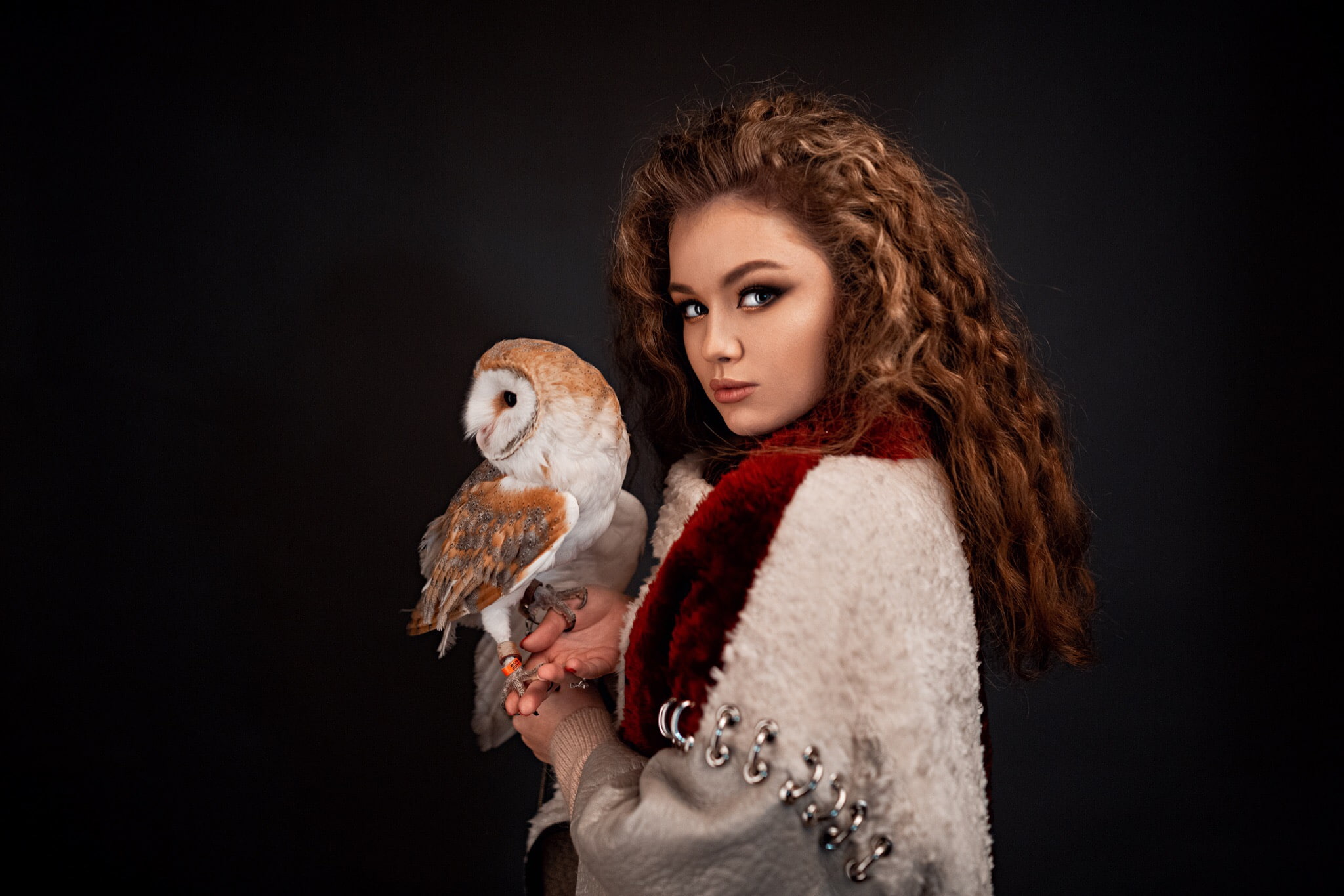 dark background, red nails, animals, Alina Zaslavskaya, model, looking at viewer, portrait, women, indoors, 1080P, owl, brunette, women indoors, birds, HD Wallpaper
