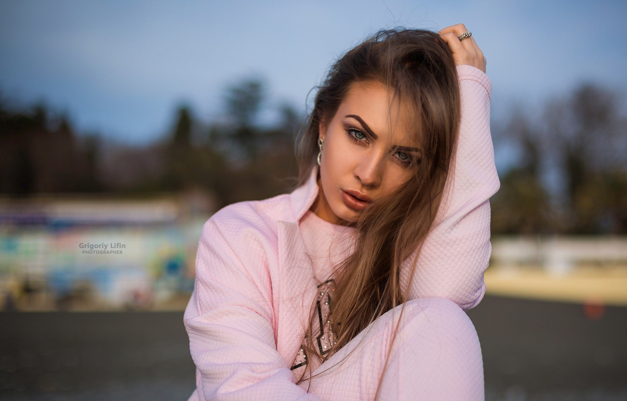 long hair, looking, beautiful woman, teenager, blonde, headshot, Grigoriy Lifin, one person, depth of field, portrait, adult, beautiful people, young women, HD Wallpaper