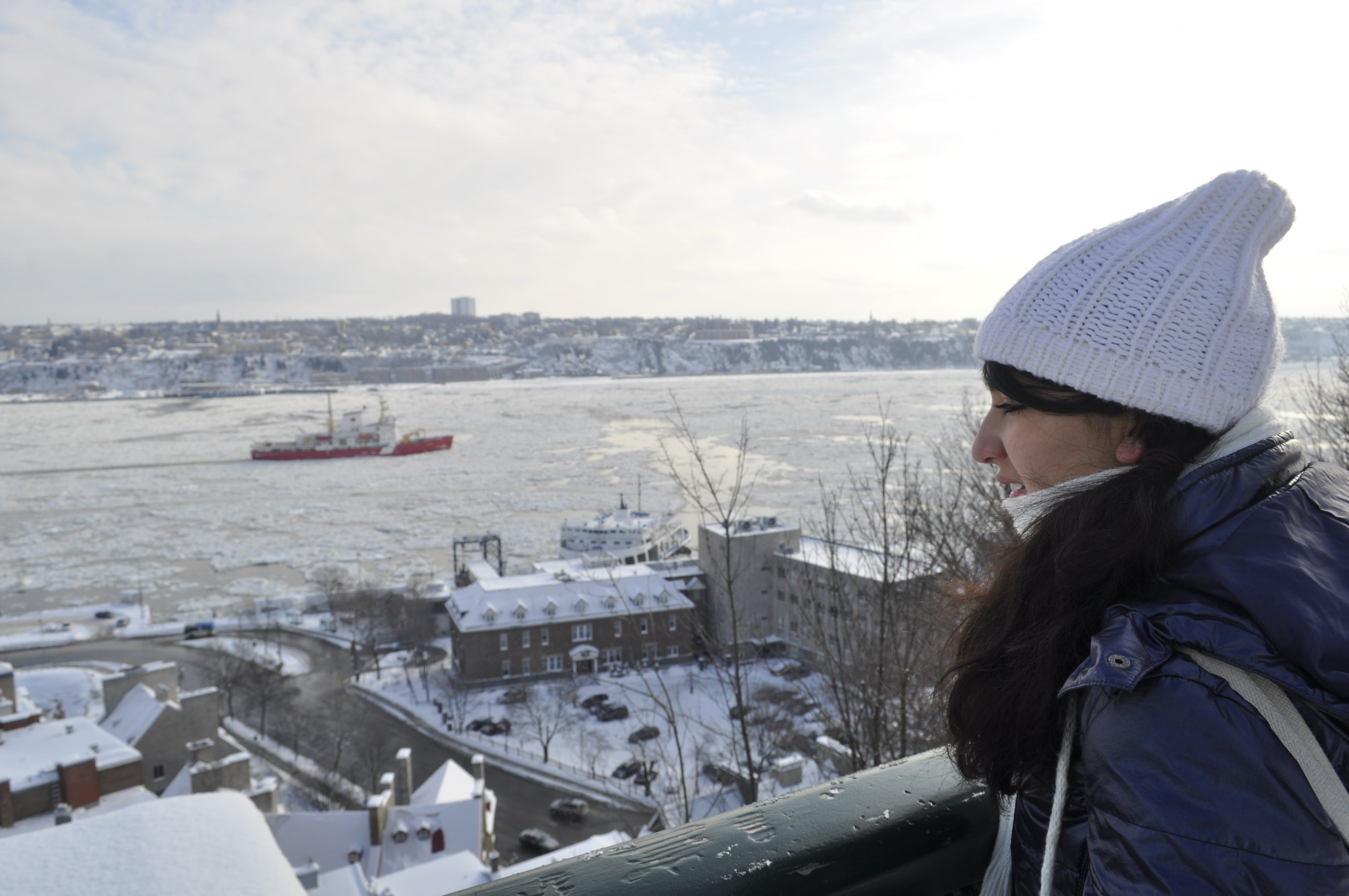 san lorenzo, young adult, ship, bay, scarf, snow, quebec, lifestyles, watching, winter, clothing, sky, cityscape, 4K, canada, architecture, water, built structure, HD Wallpaper