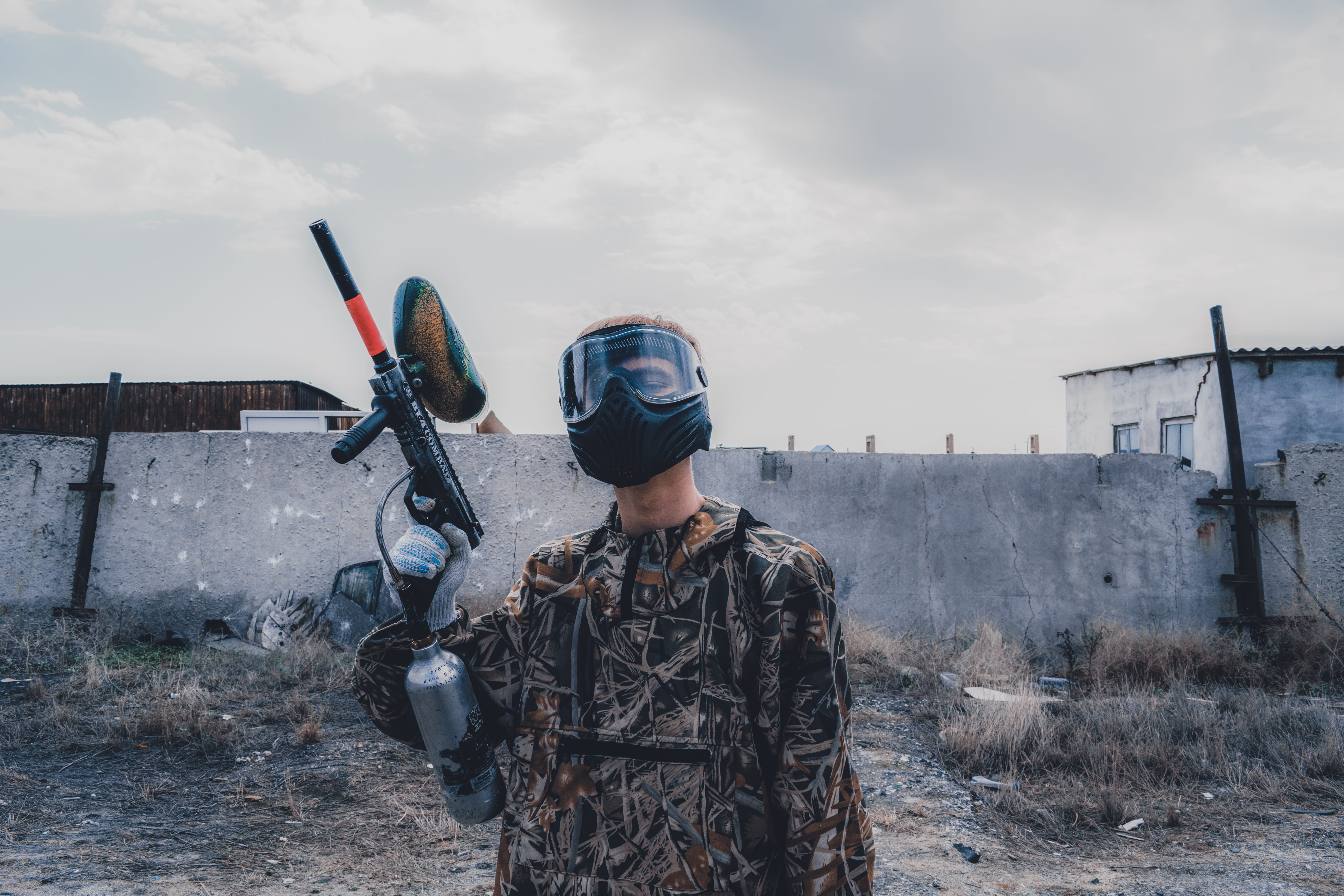 person, government, hunting, cannon, human, troop, nature, day, armored, outdoors, standing, army, clothing, paintball, uniform, built structure, three quarter length, HD Wallpaper
