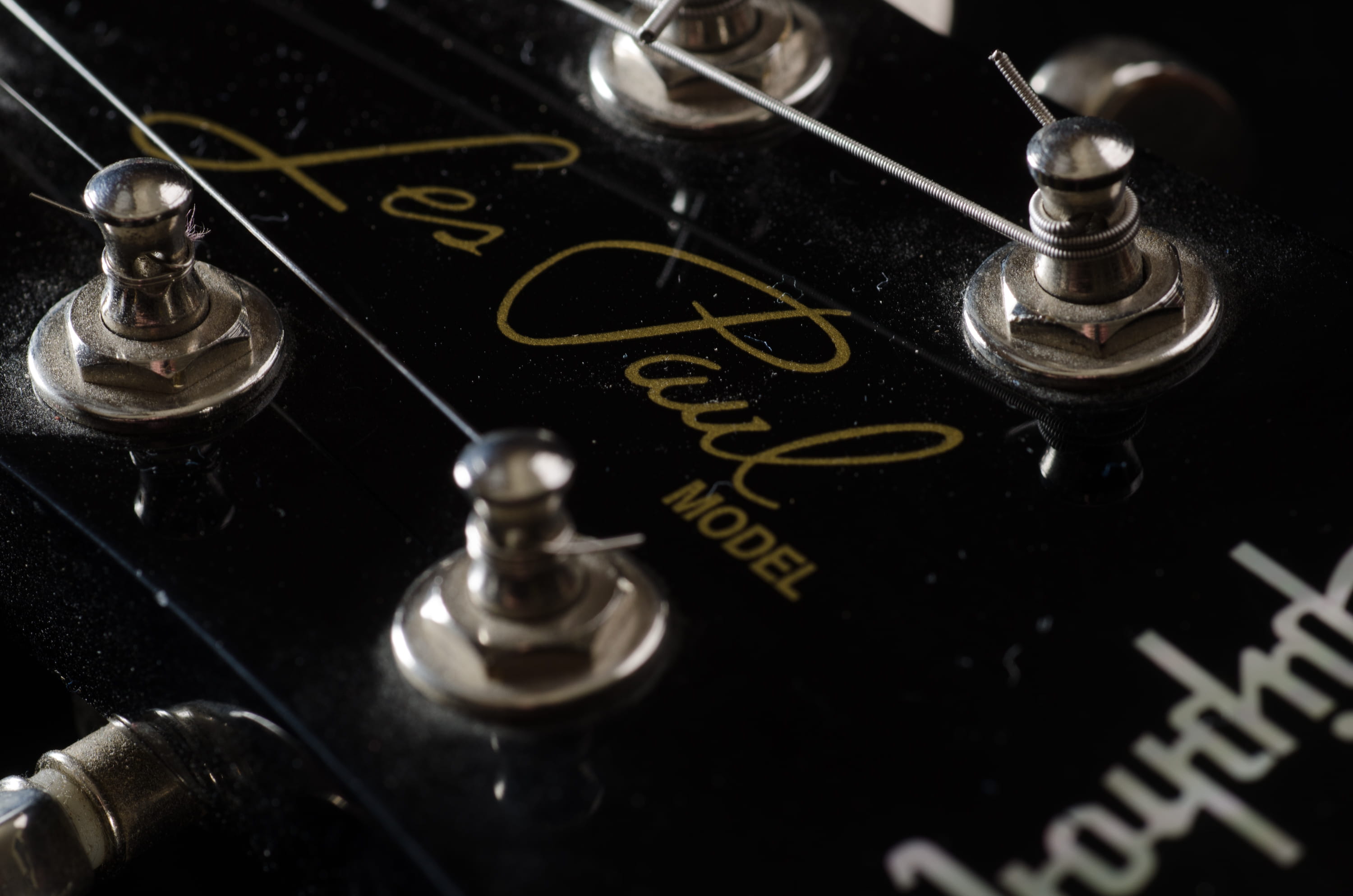 antique, musician, model, studio shot, gray, industry, black, technology, tune, close-up, electric, macro, beverage, control, tap, arts culture and entertainment, HD Wallpaper