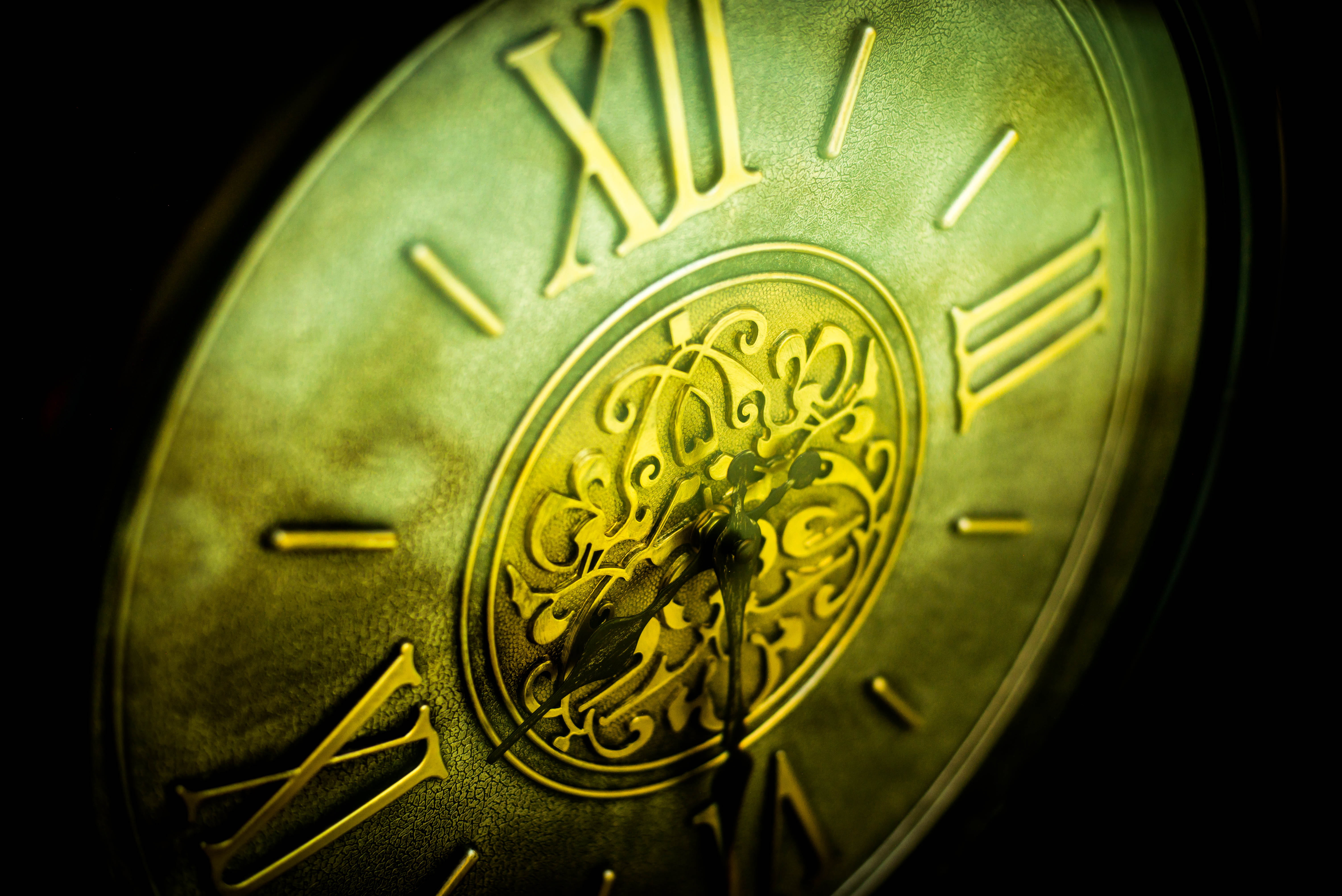 minute hand, gold, white, pocket watch, clock, arts, wooden, old-fashioned, watch, hour hand, close-up, antique, metal, things, black, hands, single object, HD Wallpaper