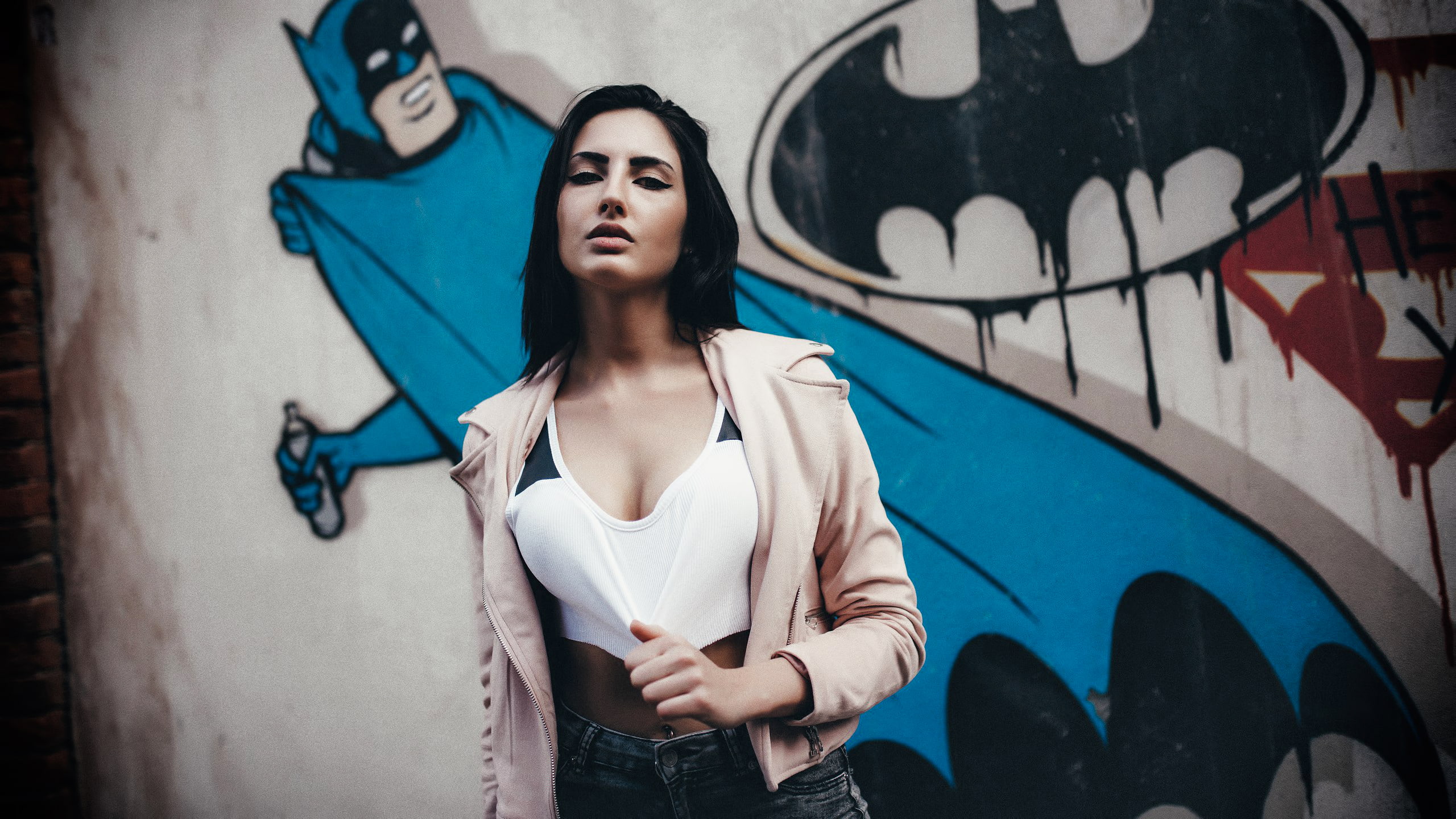 outdoors, front view, architecture, fashion, mural, adult, pierced navel, creativity, lifestyles, casual clothing, hair, 2K, women, standing, hairstyle, HD Wallpaper