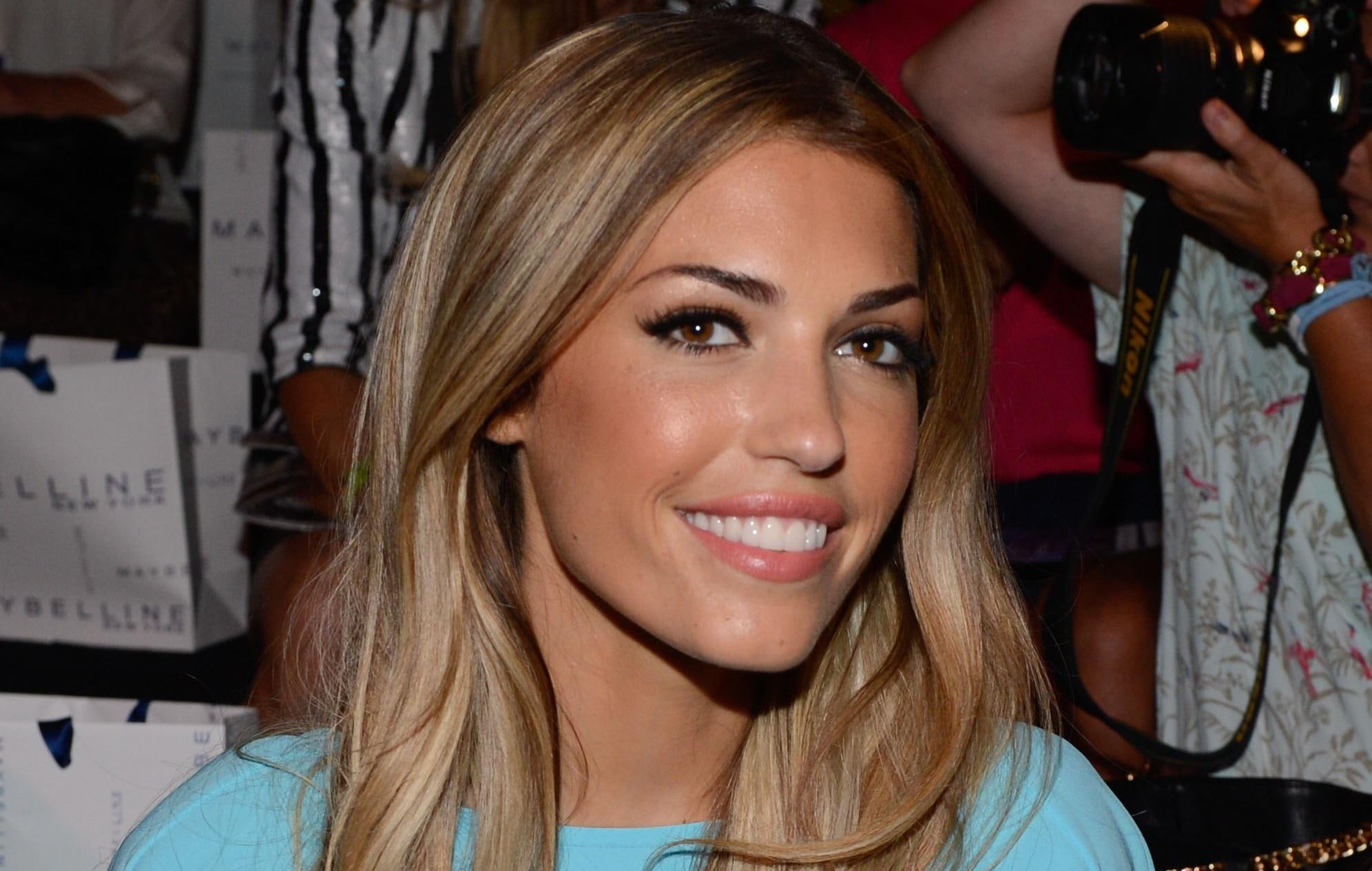 sneijder, girl, cute, cabau, 1080P, nice, yolanthe, HD Wallpaper