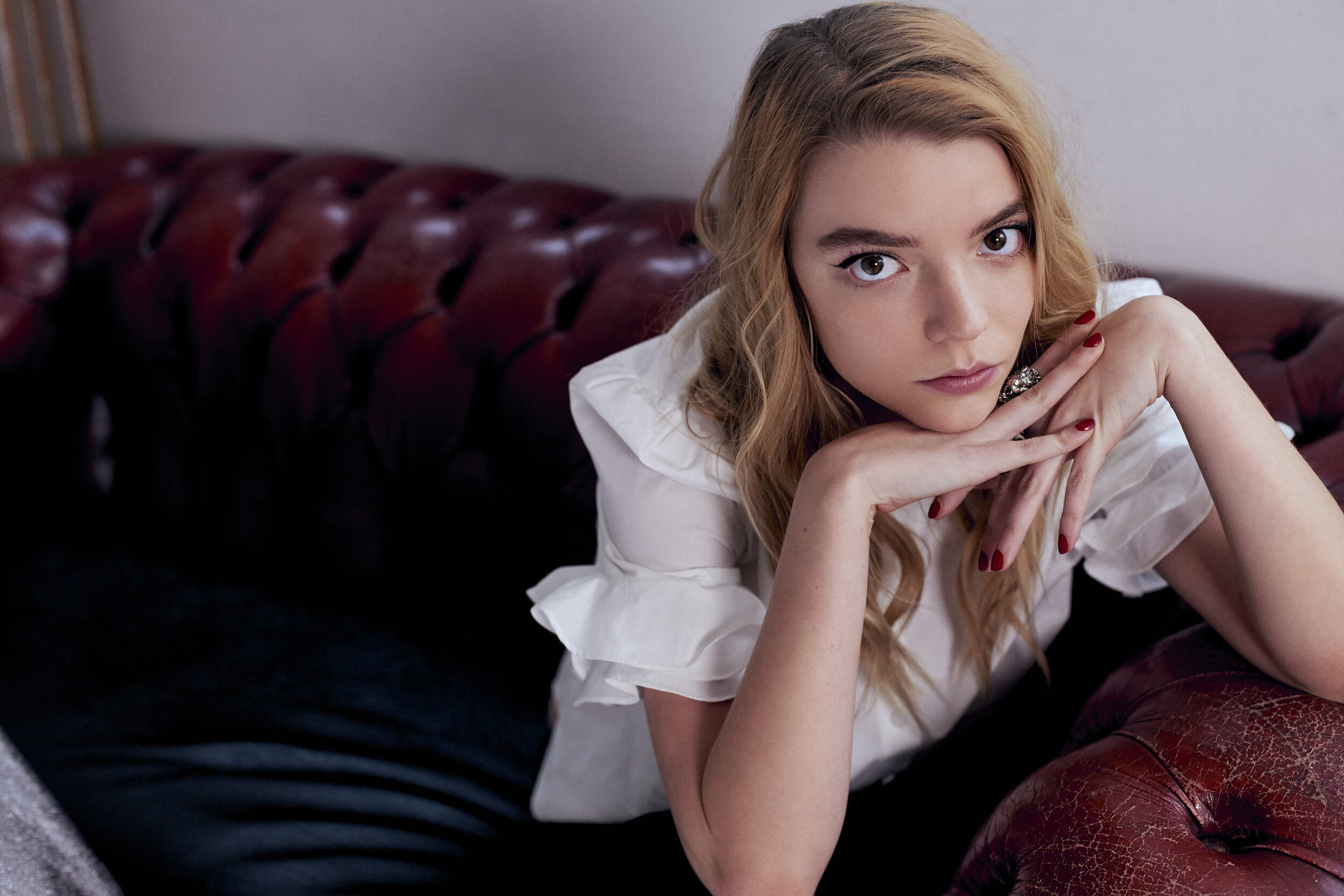 women, blonde, indoors, long hair, actress, young woman, Anya Taylor-Joy, 1080P, HD Wallpaper