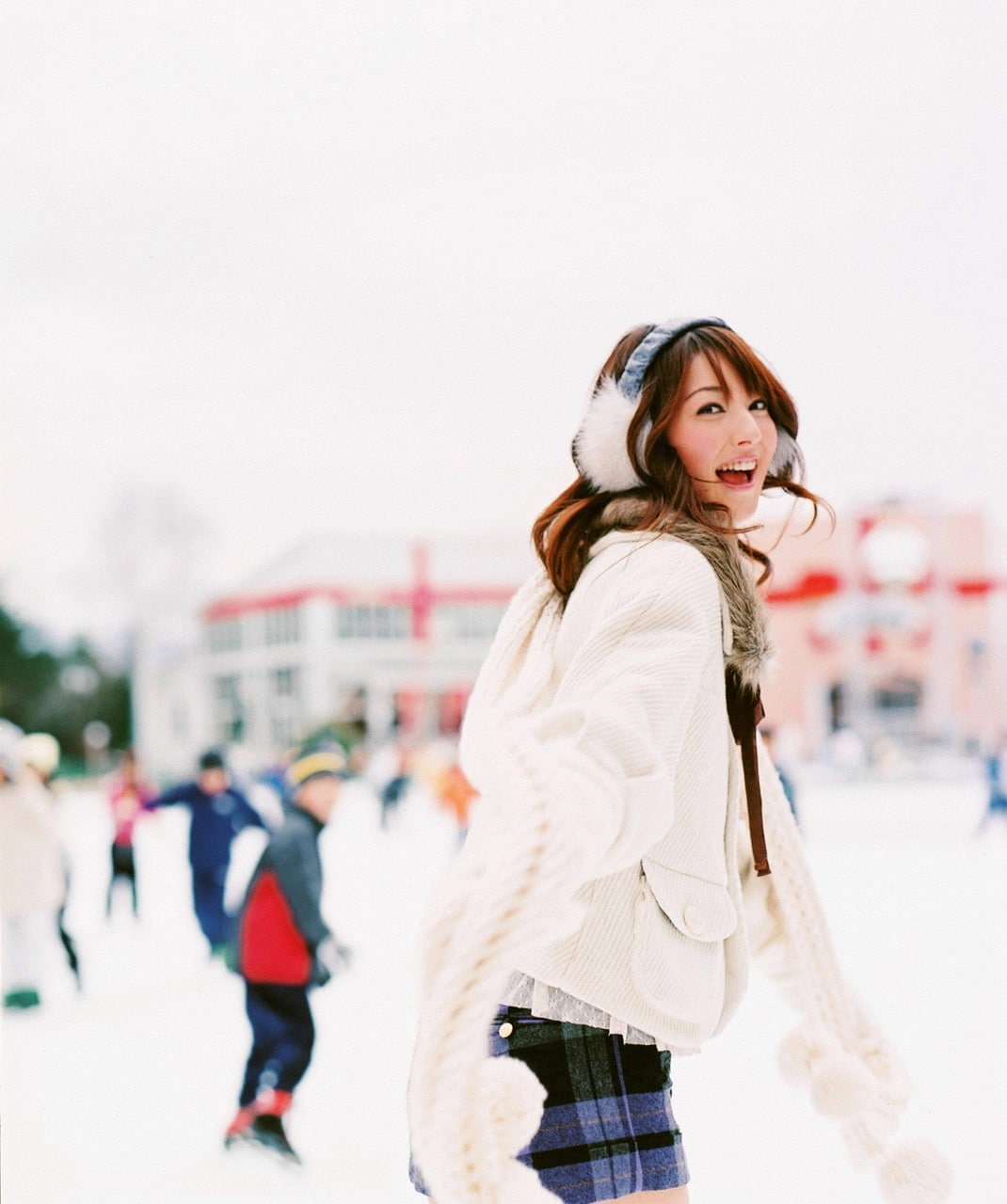 Asian, positive emotion, adult, young women, redhead, hair, city, women, ice, Visual Young Jum, brown hair, looking at camera, ear muffs, architecture, Phone HD Wallpaper