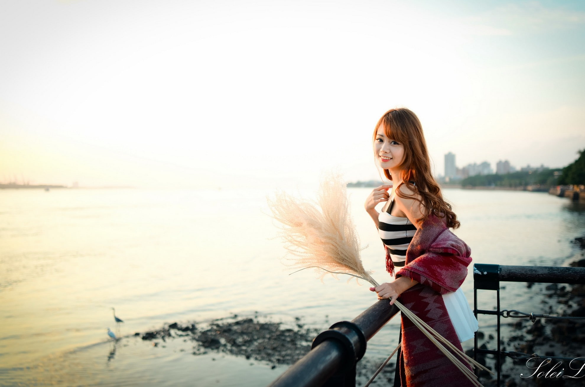 leisure activity, standing, beautiful woman, long hair, hairstyle, young adult, water, nature, outdoors, hair, 1080P, sky, adult, beauty, sea, Sun Hui Tong, HD Wallpaper
