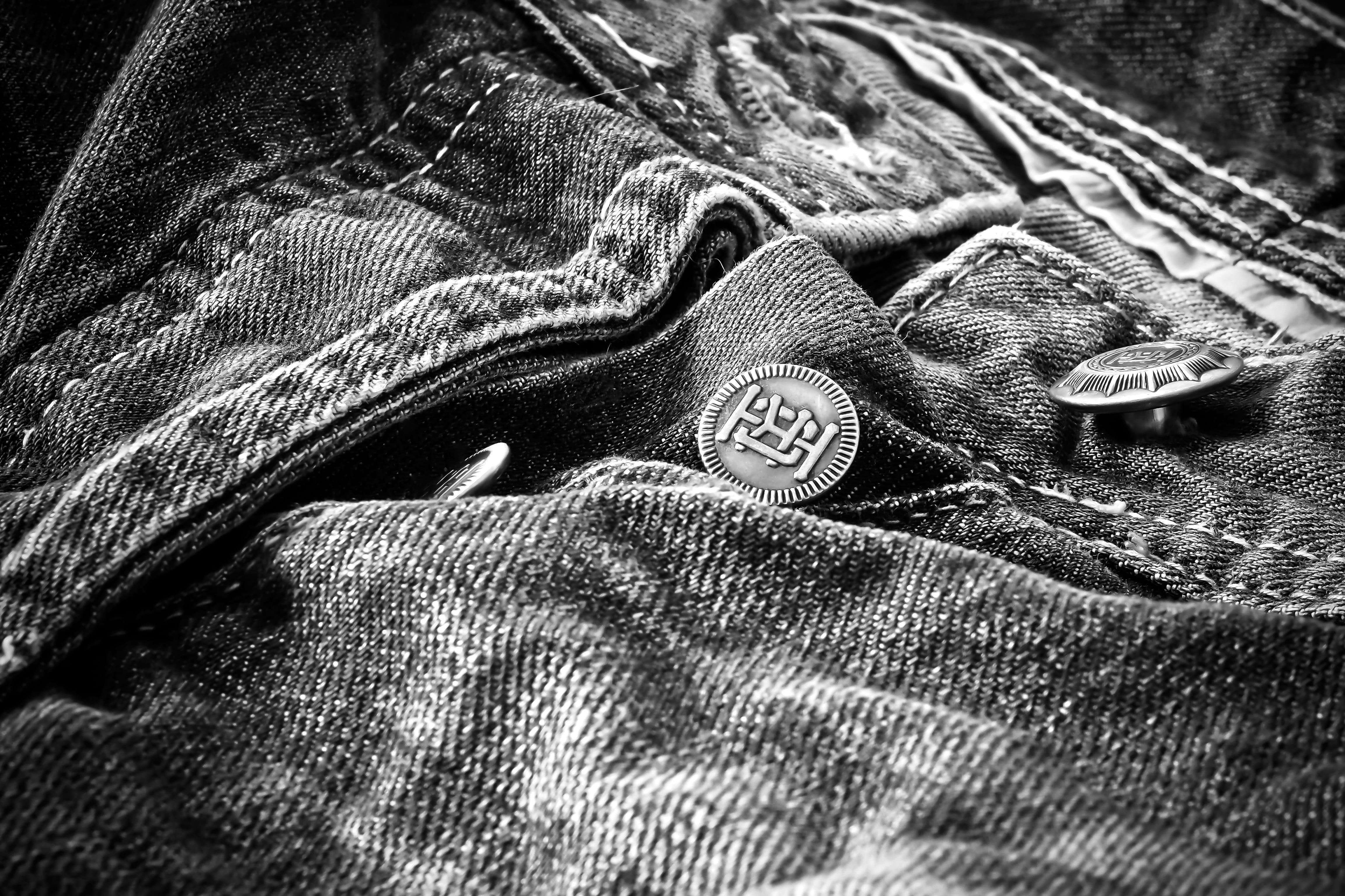 black white, casual clothing, luxury, full frame, body part, warm clothing, garment, material, pattern, structure, bottoms, sw, close, jeans, photography, HD Wallpaper