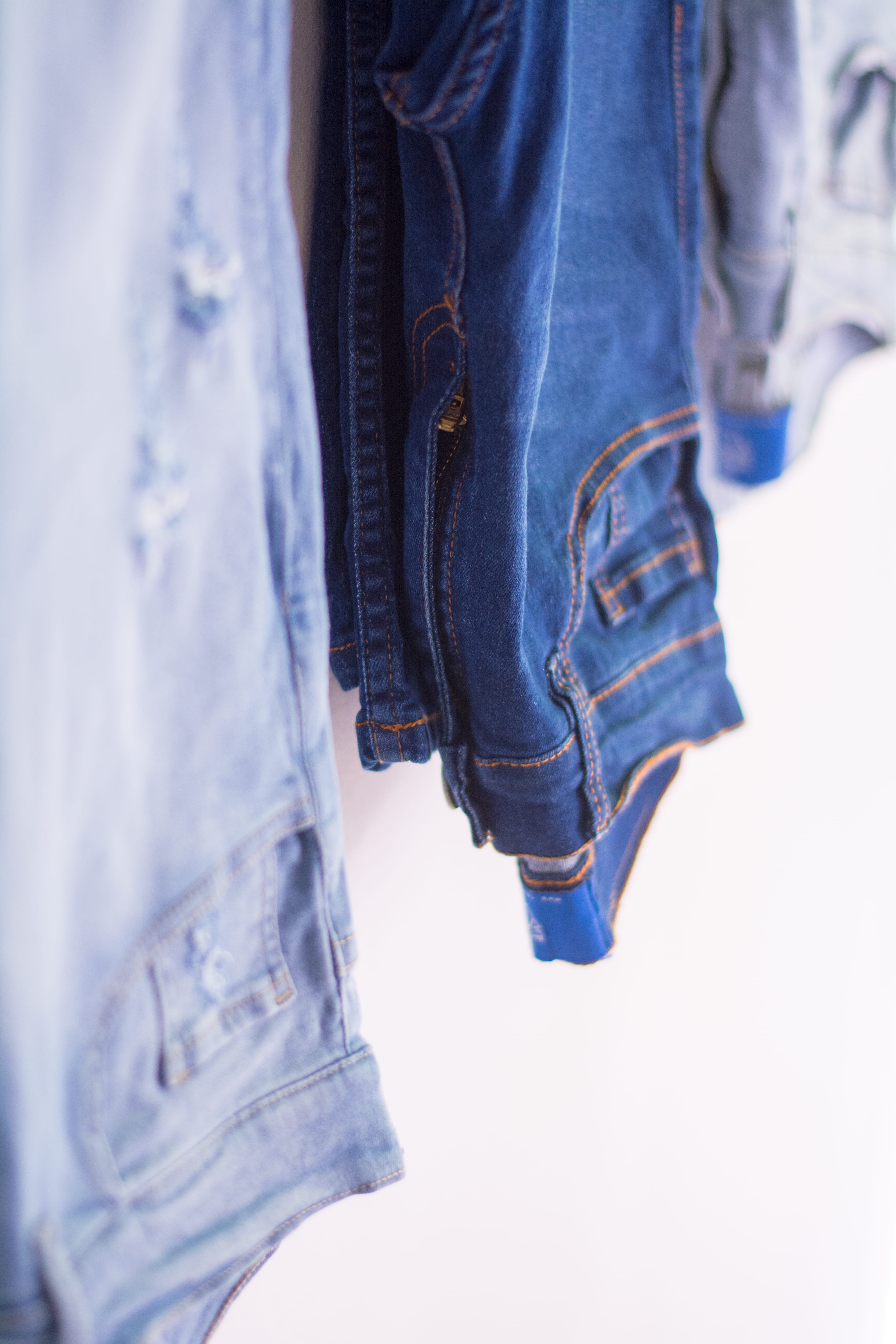 torn, hanging, close-up, pants, wear, midsection, blue, studio shot, style, casual clothing, textile, bottoms, clothing, fashion, lifestyles, blue jeans, Phone HD Wallpaper