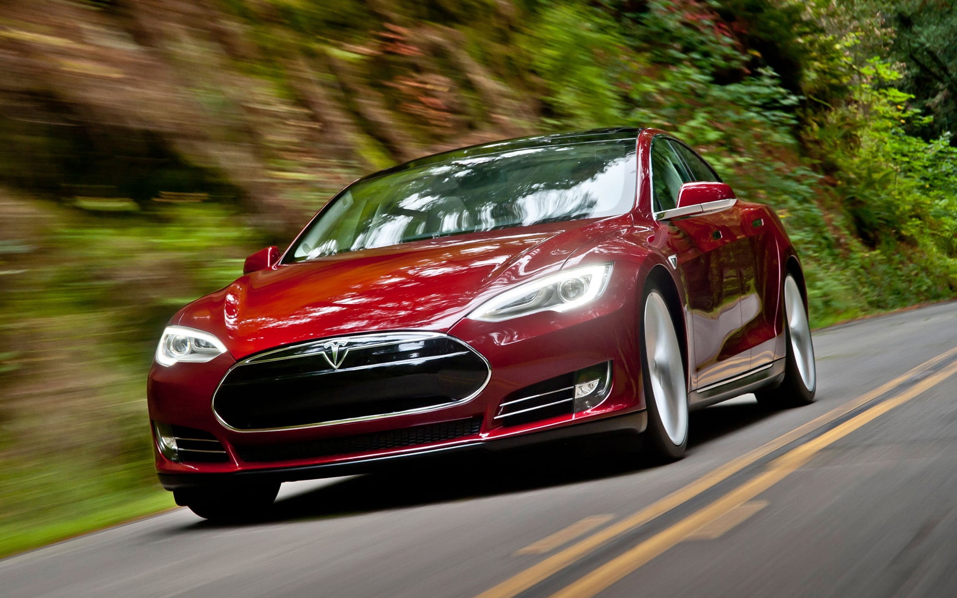 transportation, tesla, motor Vehicle, no People, nature, retro styled, driving, model s, germany, blurred motion, chrome, front View, mode of Transport, HD Wallpaper