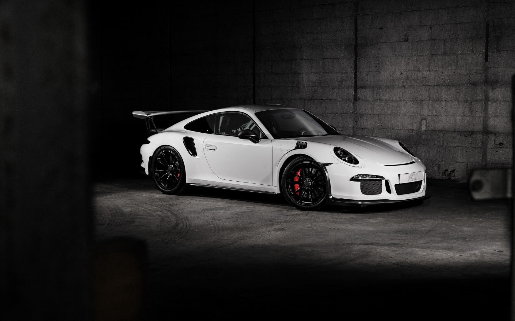 selective focus, gt3, tire, copy space, sports Race, no People, racecar, transportation, reflection, wheel, coupe, black Color, modern, luxury, engine, HD Wallpaper