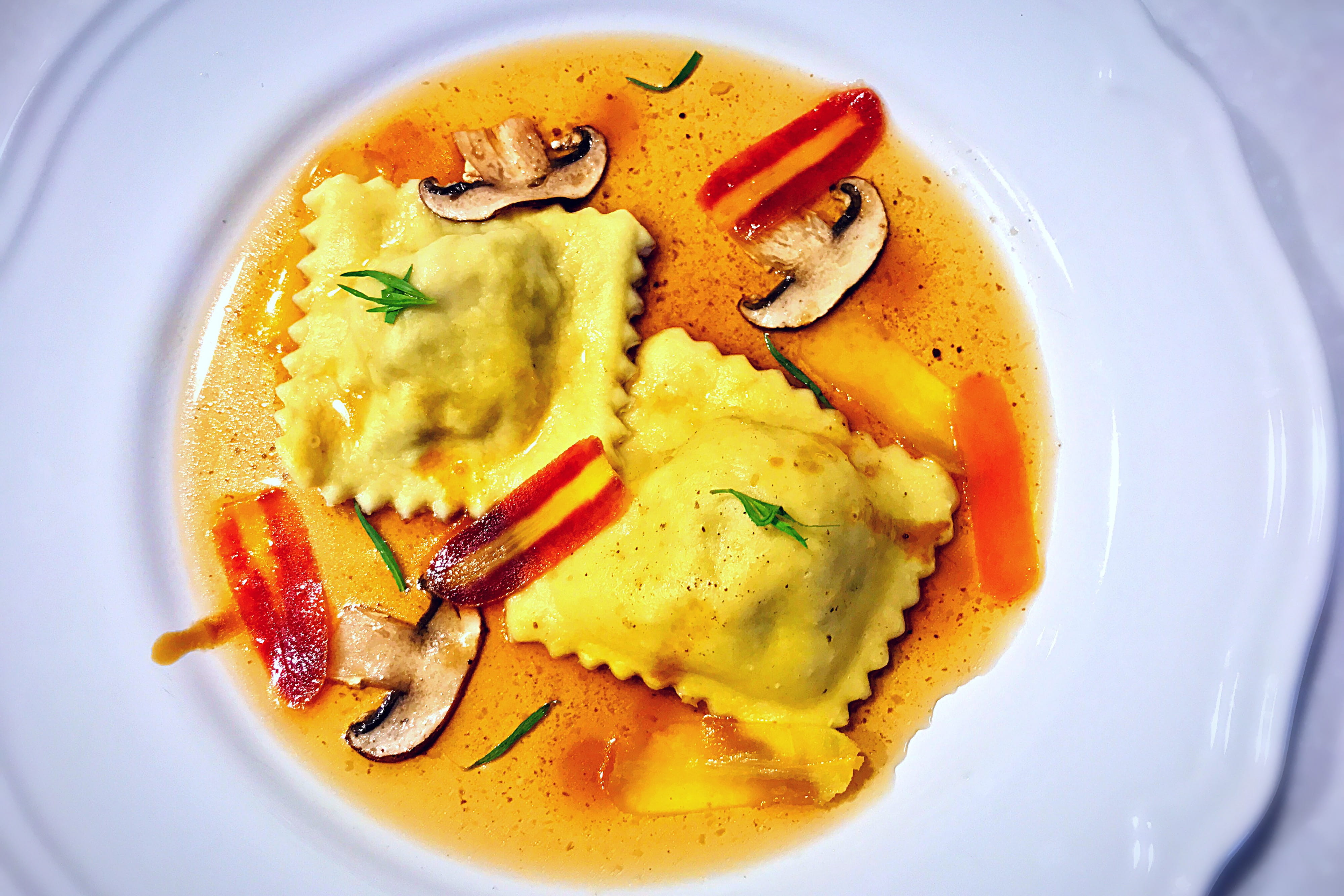 freshness, plate, fruit, french food, food, bowl, food and Drink, breakfast, snack, 4K, pastas, pasta, ravioli, vegetable, wellbeing, close-up, yellow, HD Wallpaper