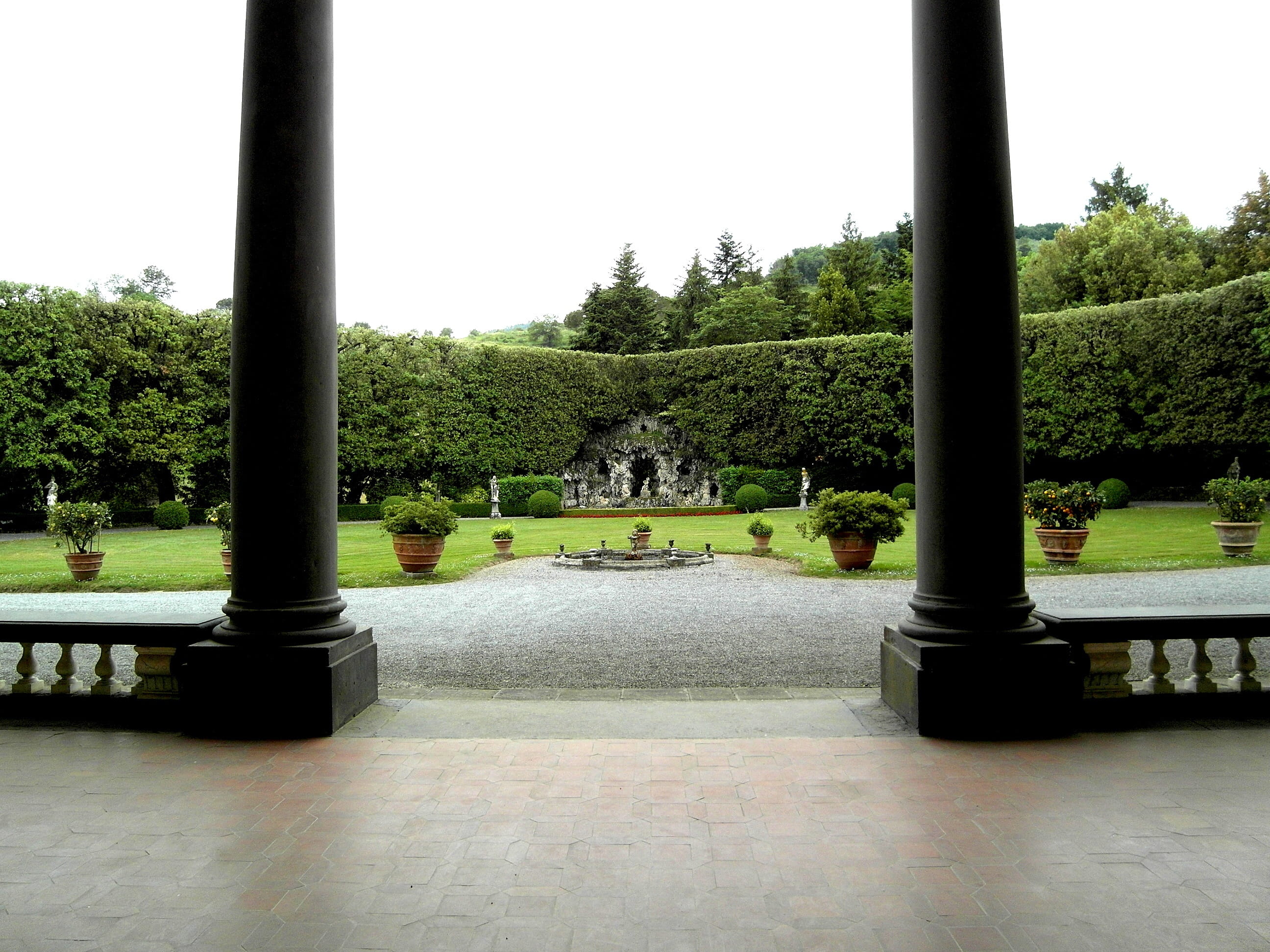 tranquility, Lucca, outdoors, built structure, Italy, growth, architecture, park - man made space, day, plant, Villa Oliva, garden path, hedge, tree, architectural column, HD Wallpaper