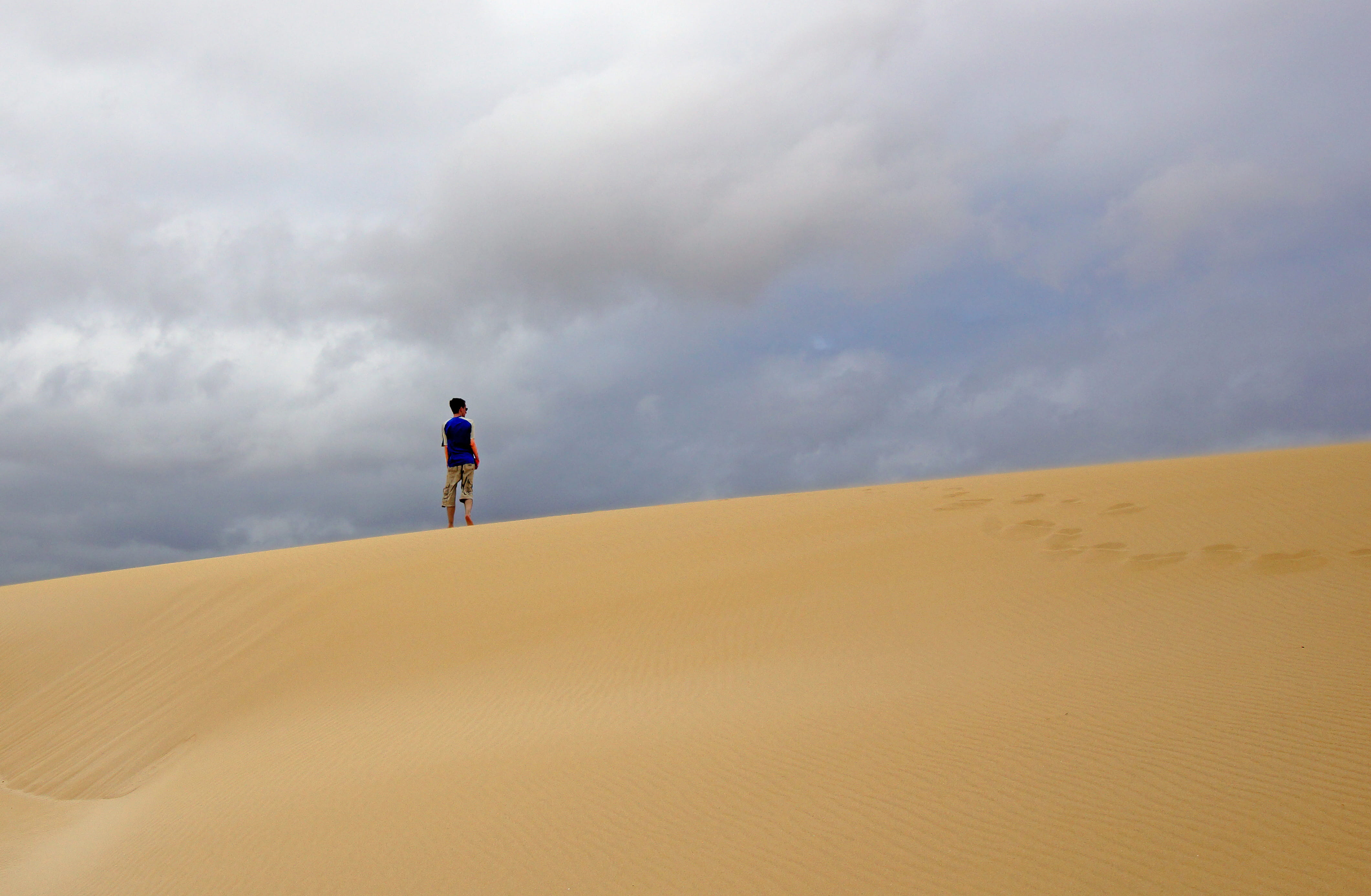 landscape, arid climate, full length, desert, sand, spanien, beauty in nature, sky, holiday, nature, scenics - nature, land, la oliva, outdoors, environment, HD Wallpaper