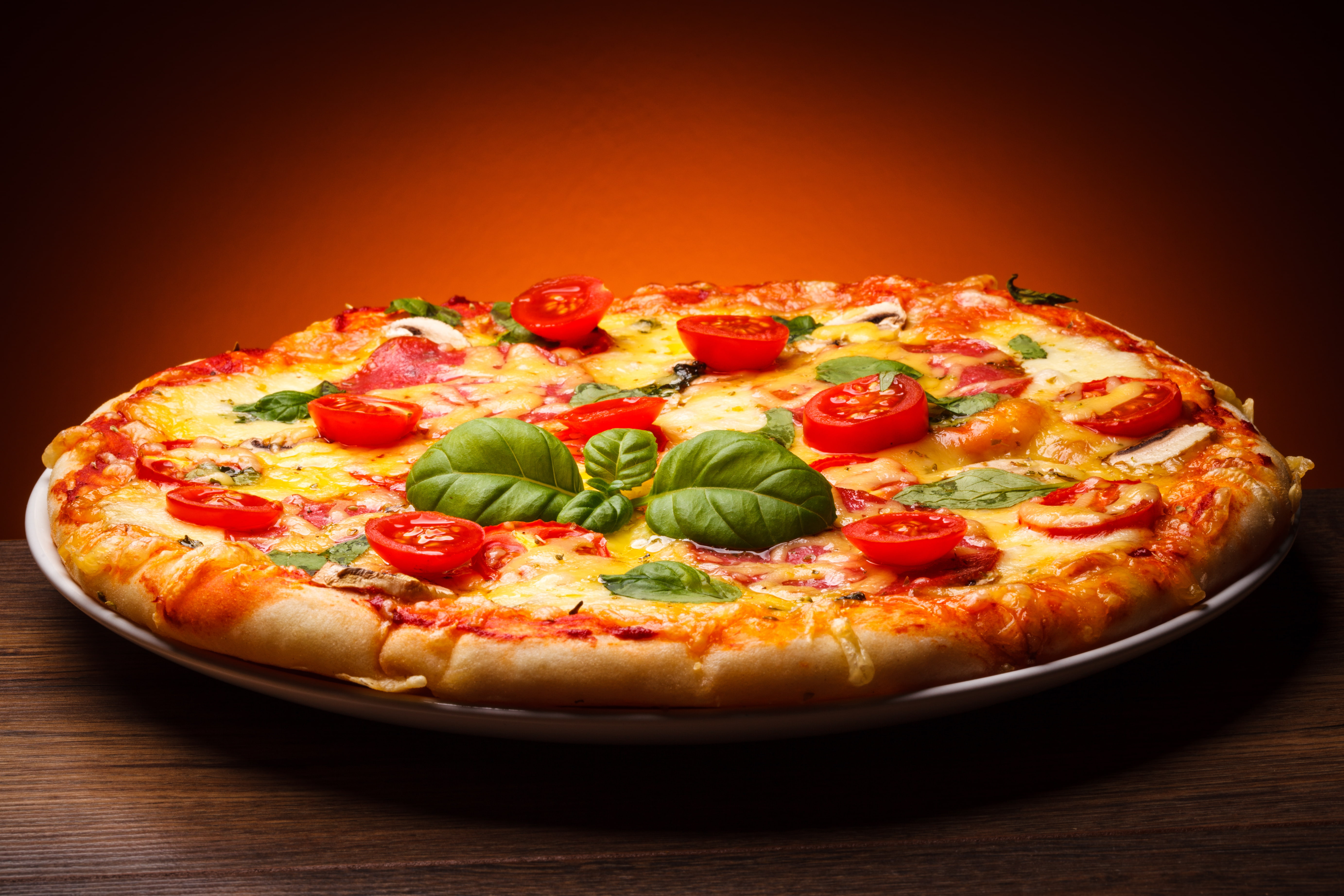 tomatoes, mushrooms, salami, pizza, dish, 5K, cheese, HD Wallpaper