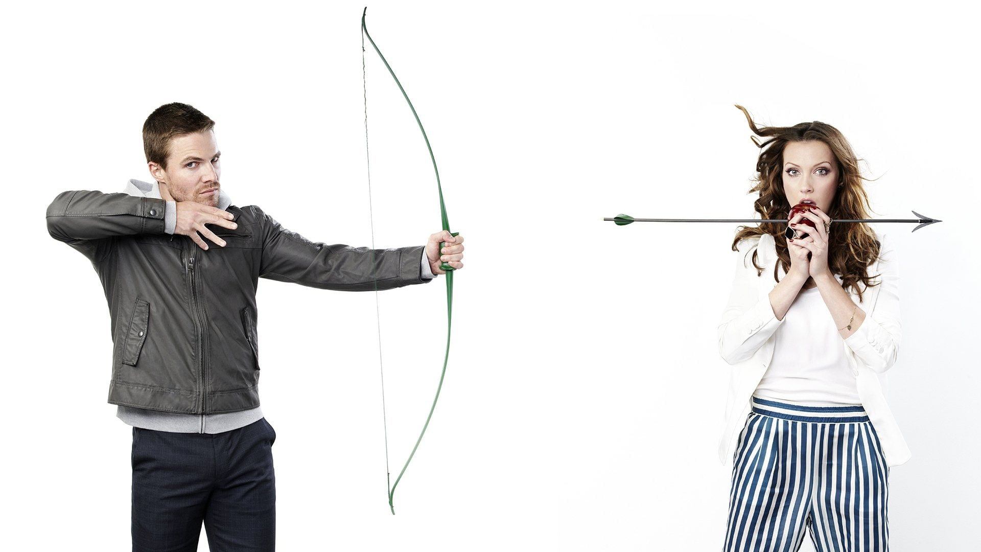 standing, indoors, 1080P, adult, studio shot, Stephen Amell, men, women, emotion, TV Show, white background, young adult, Katie Cassidy, arrow - bow and arrow, HD Wallpaper