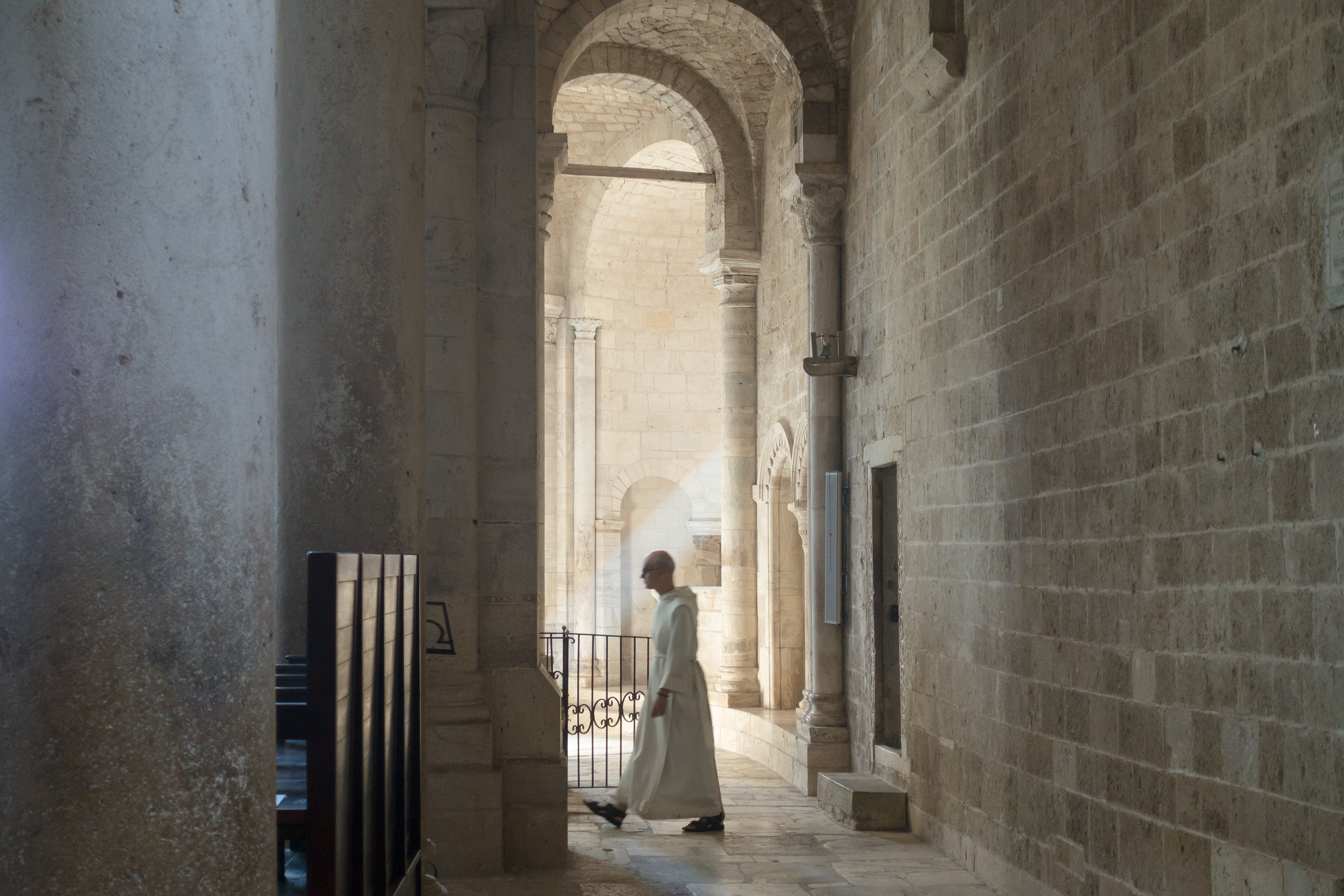monastery, religion, full length, standing, women, italy, adult, arch, lifestyles, benedictine monastery, real people, pillar, building, one person, place of worship, HD Wallpaper
