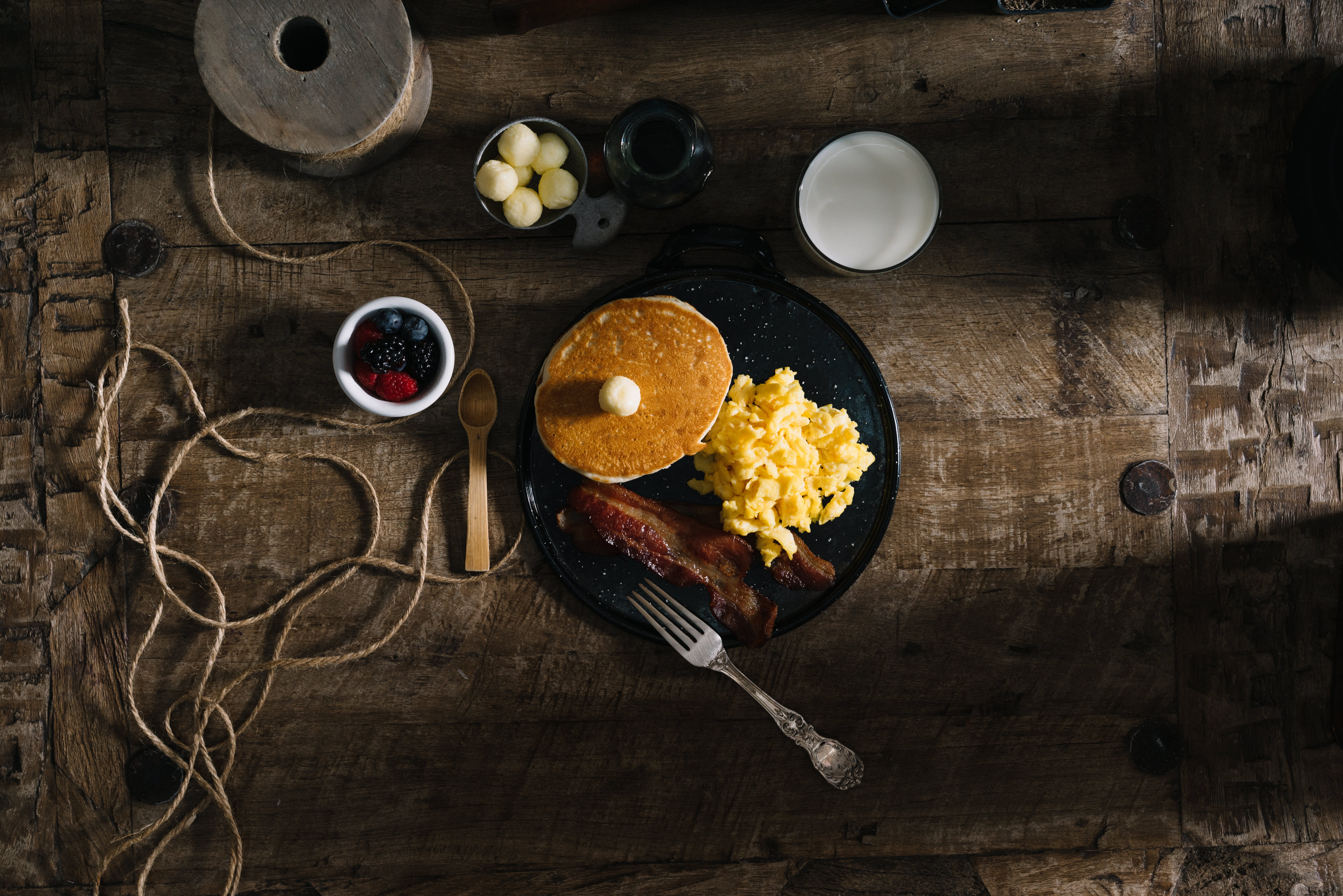 still life, pancake, food and drink, healthy eating, wood - Material, table, spoon, egg, eating utensil, freshness, directly above, bowl, rustic, fruit, HD Wallpaper