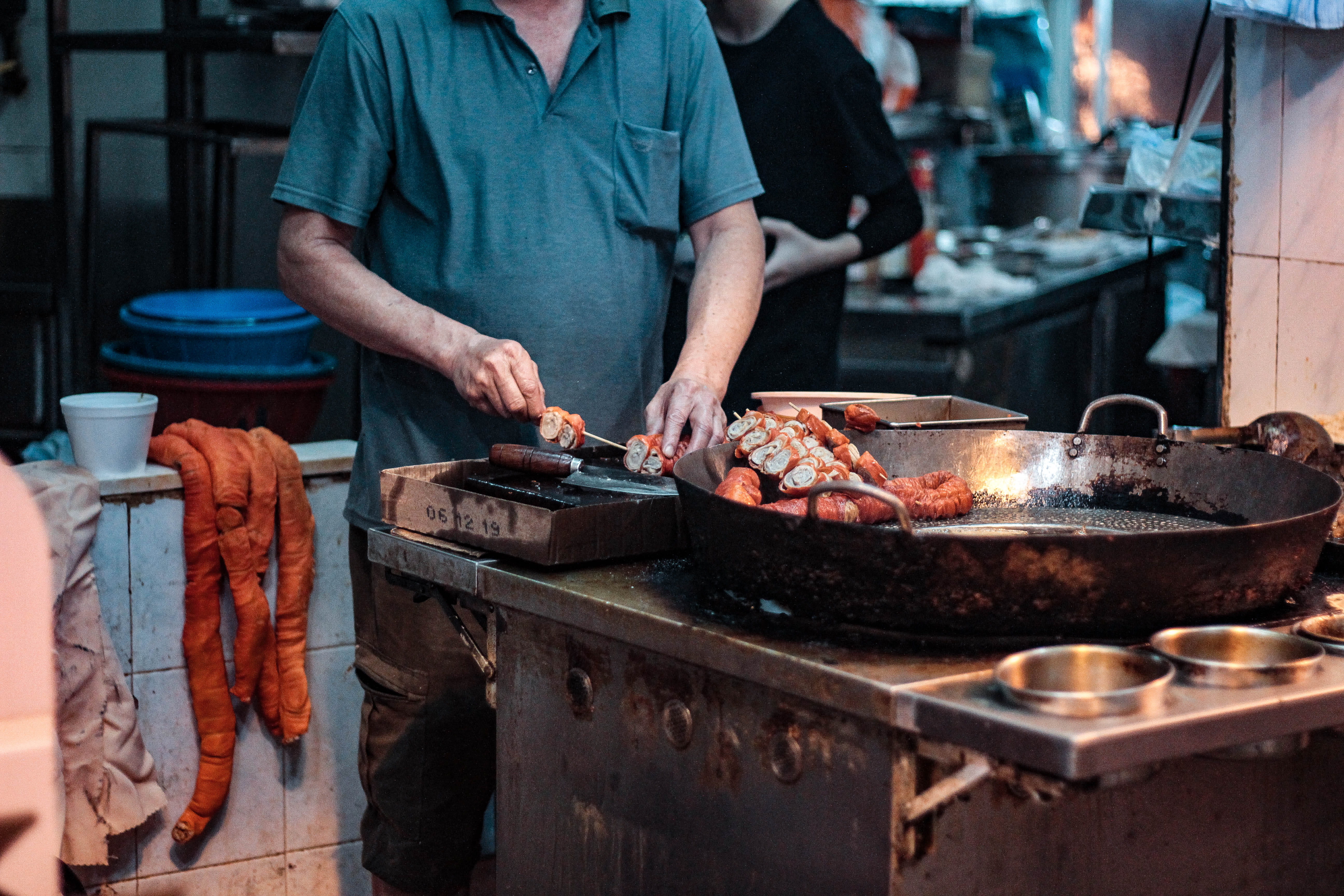 female, person, apparel, market stall, chef, street food, preparation, freshness, one person, kitchen, retail, seafood, market, standing, human, sea life, HD Wallpaper