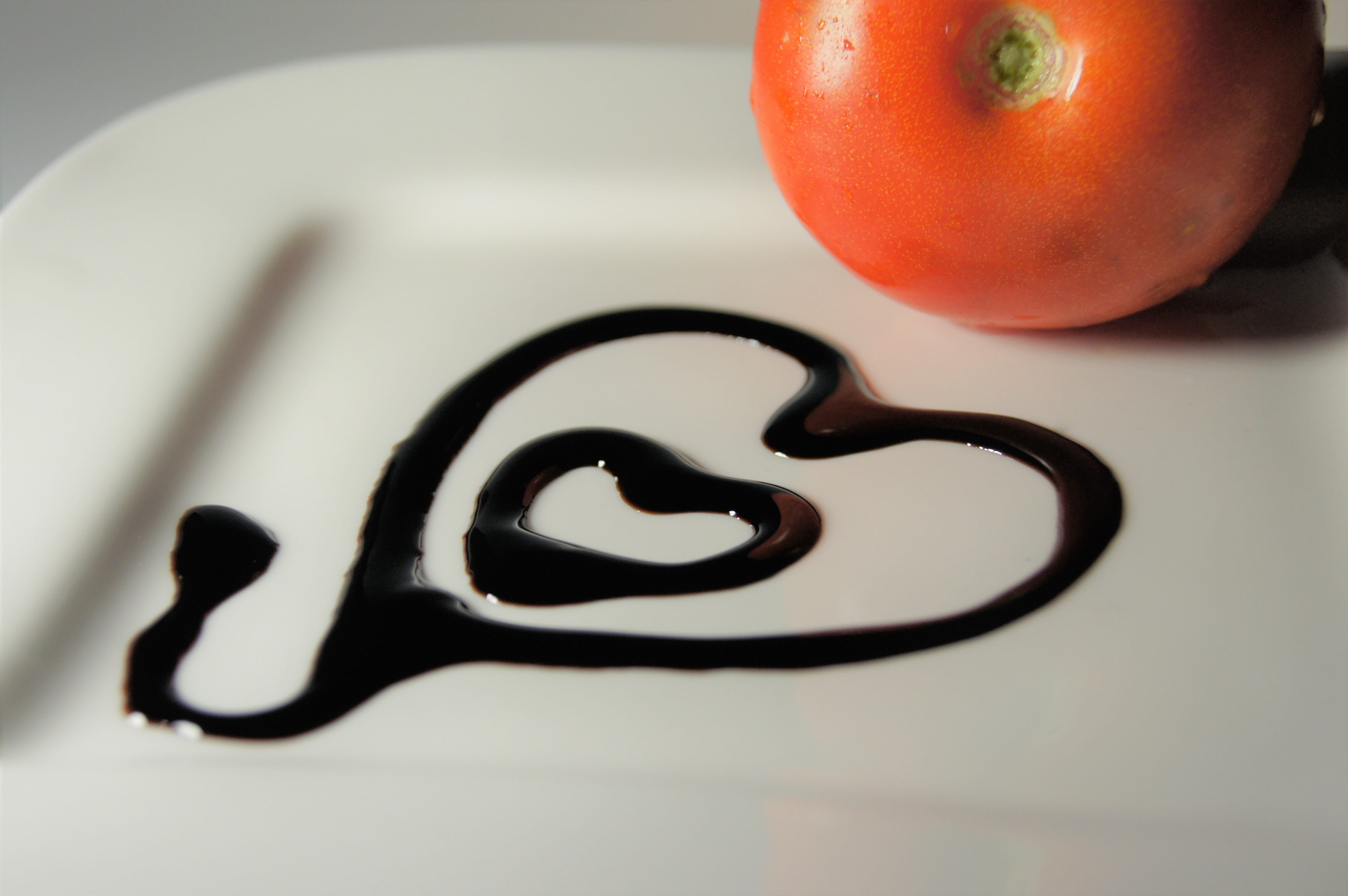 healthy eating, number, single object, table, studio shot, food and drink, apple - fruit, wellbeing, still life, close-up, vegetables, fruit, freshness, HD Wallpaper
