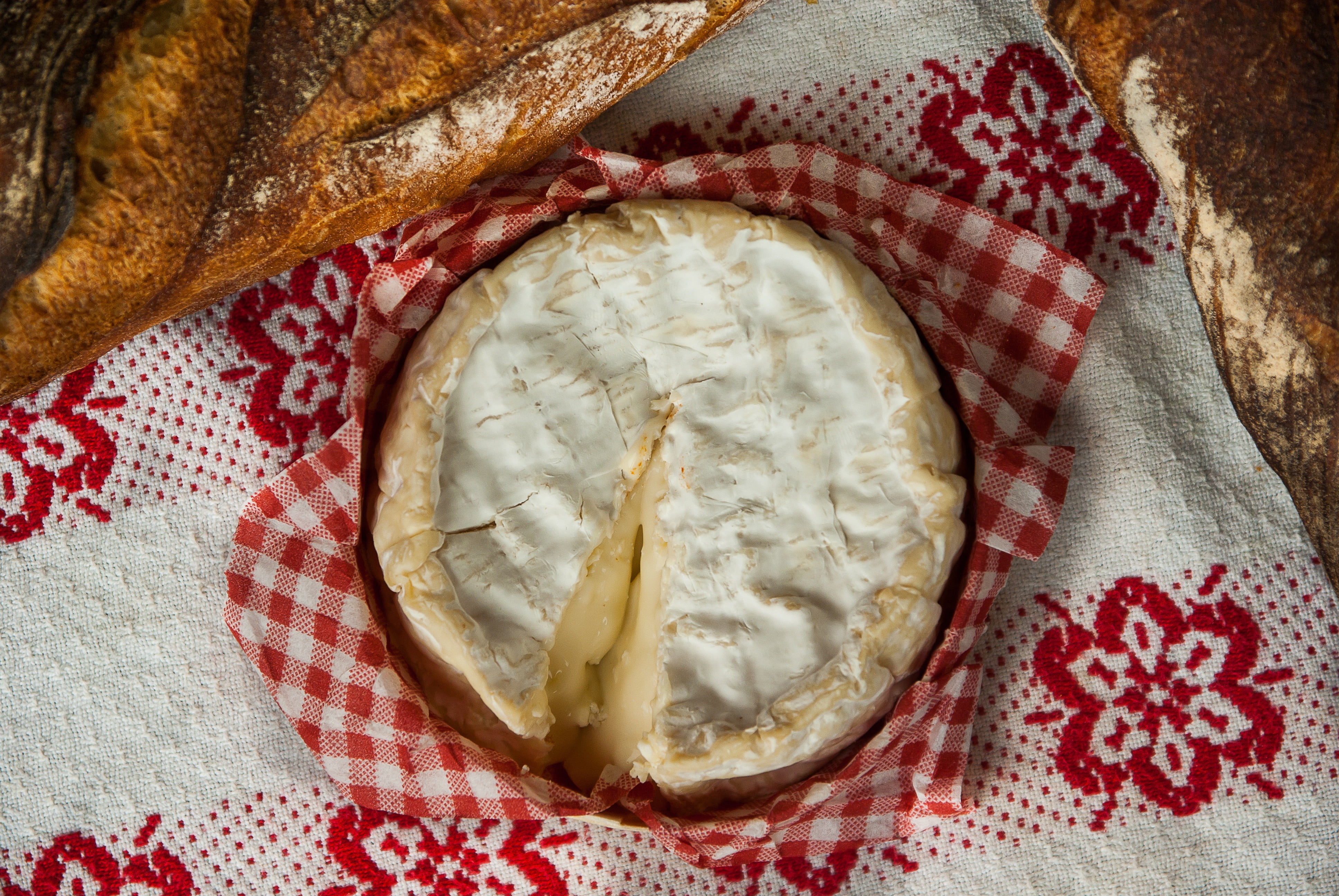 dough, food and drink, high angle view, cheese, directly above, camembert, baked, food, french food, milk, normandy, freshness, wellbeing, breakfast, white, HD Wallpaper