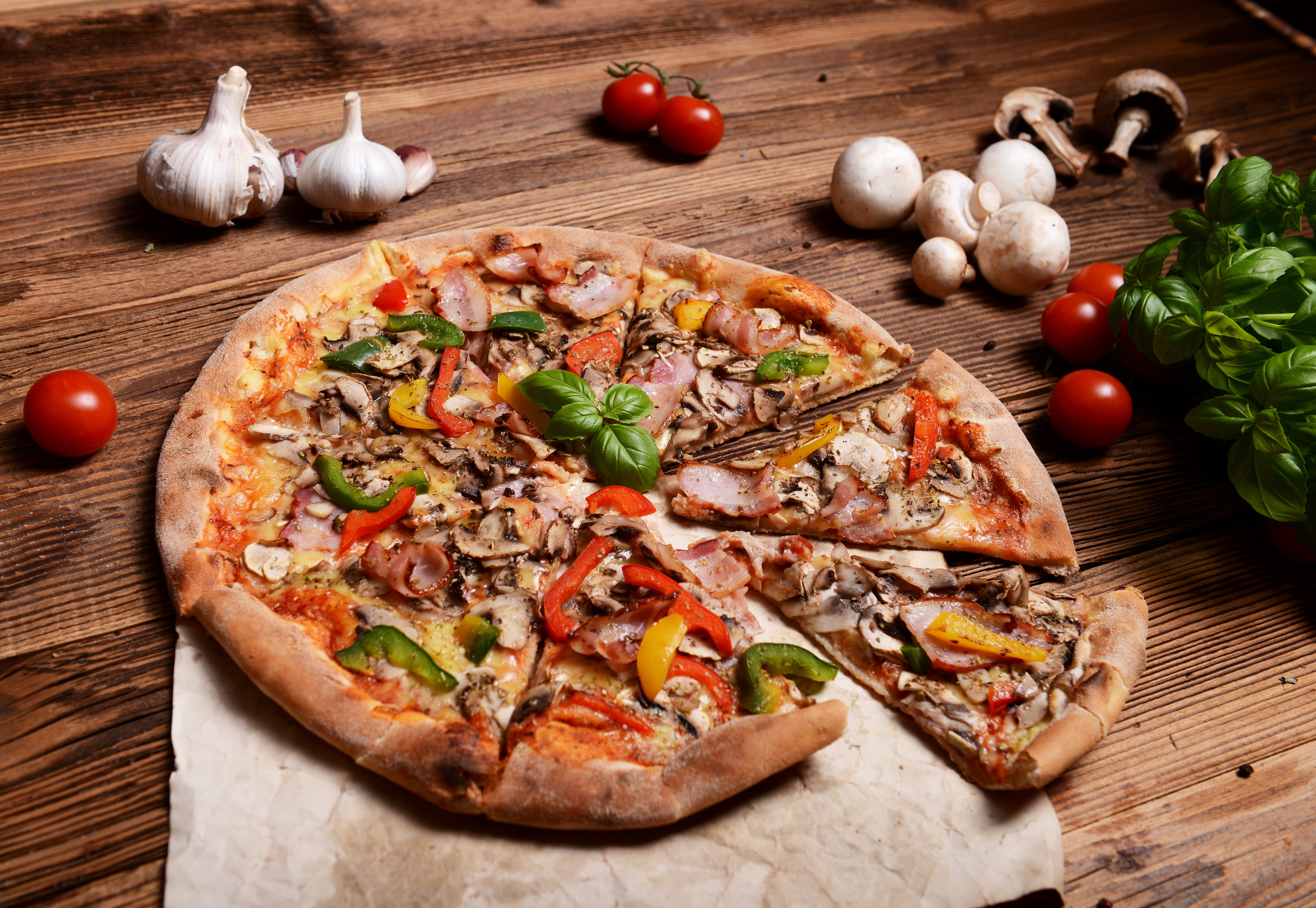 mushroom, indoors, tomato, vegetables, temptation, italian food, freshness, food and drink, tomatoes, pizza, vegetable, mushrooms, table, ingredient, no people, HD Wallpaper