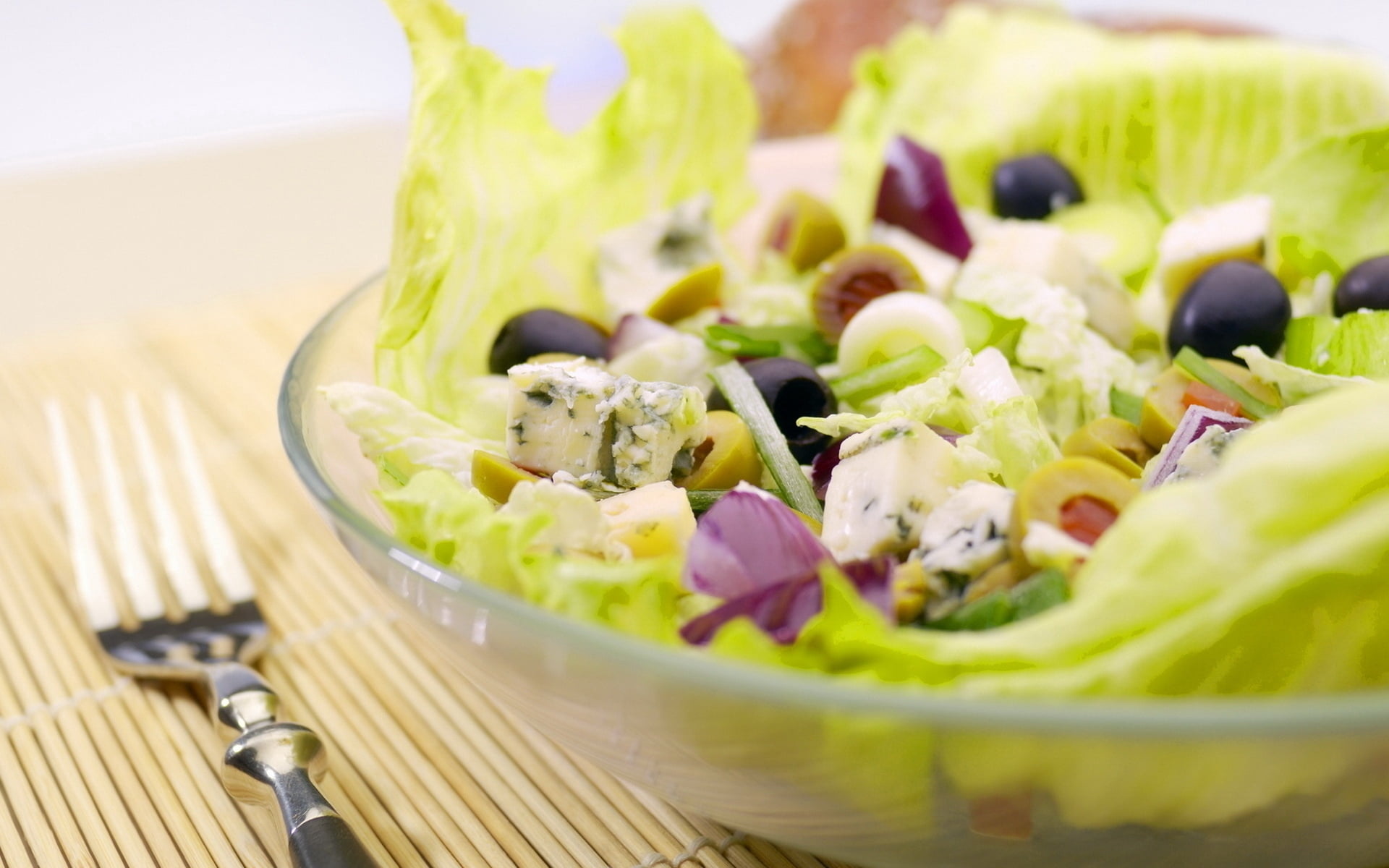 ready-to-eat, vegetable, studio shot, lettuce, dinner, lunch, eating, organic, olive, meal, crockery, gourmet, table, freshness, greek, vegetarian Food, HD Wallpaper