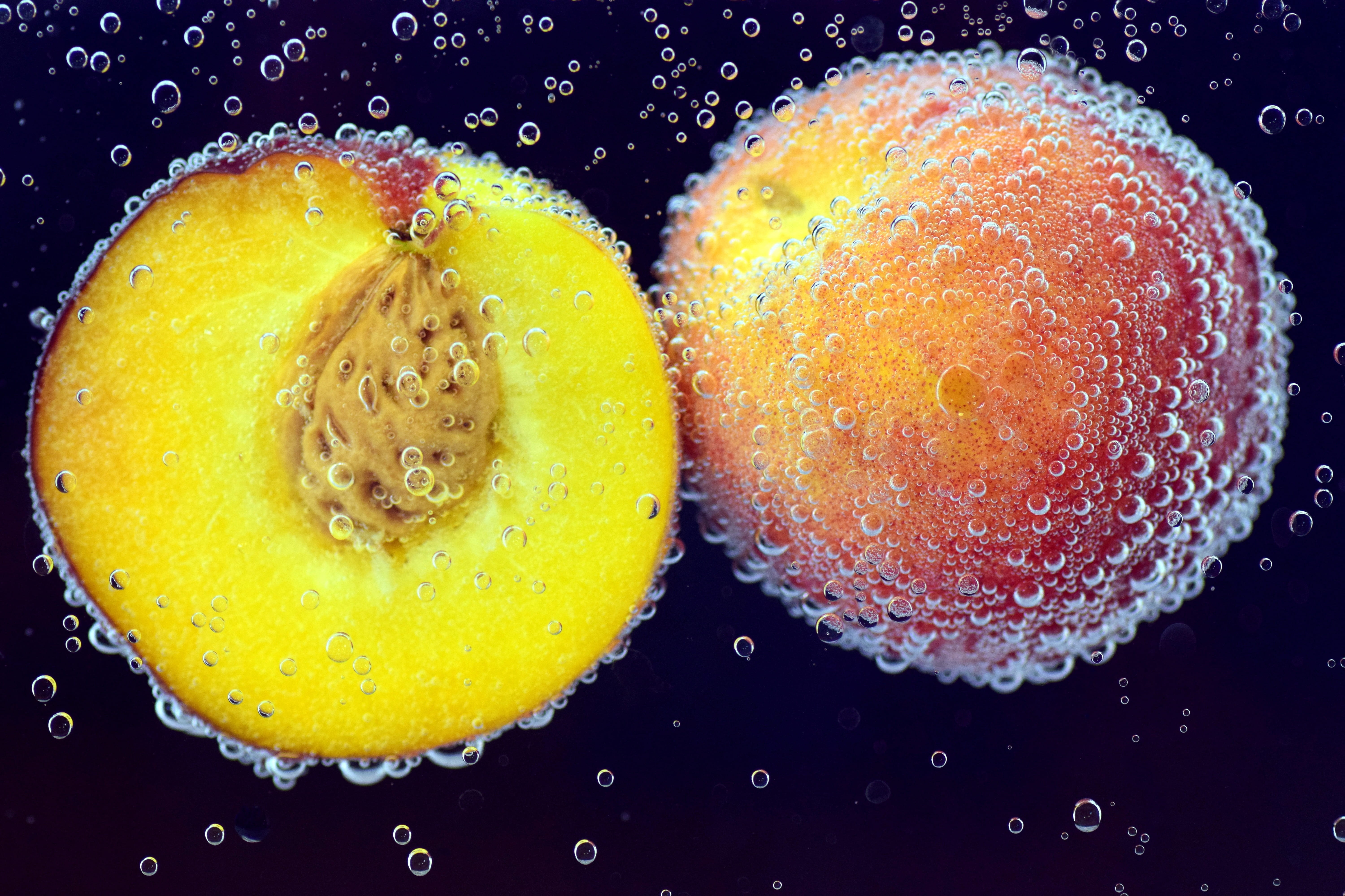 fresh, color, healthy, juice, fruit, clean, drink, slice, water, no people, black background, 5K, yellow, drop, apple, splashing, freshness, orange color, HD Wallpaper