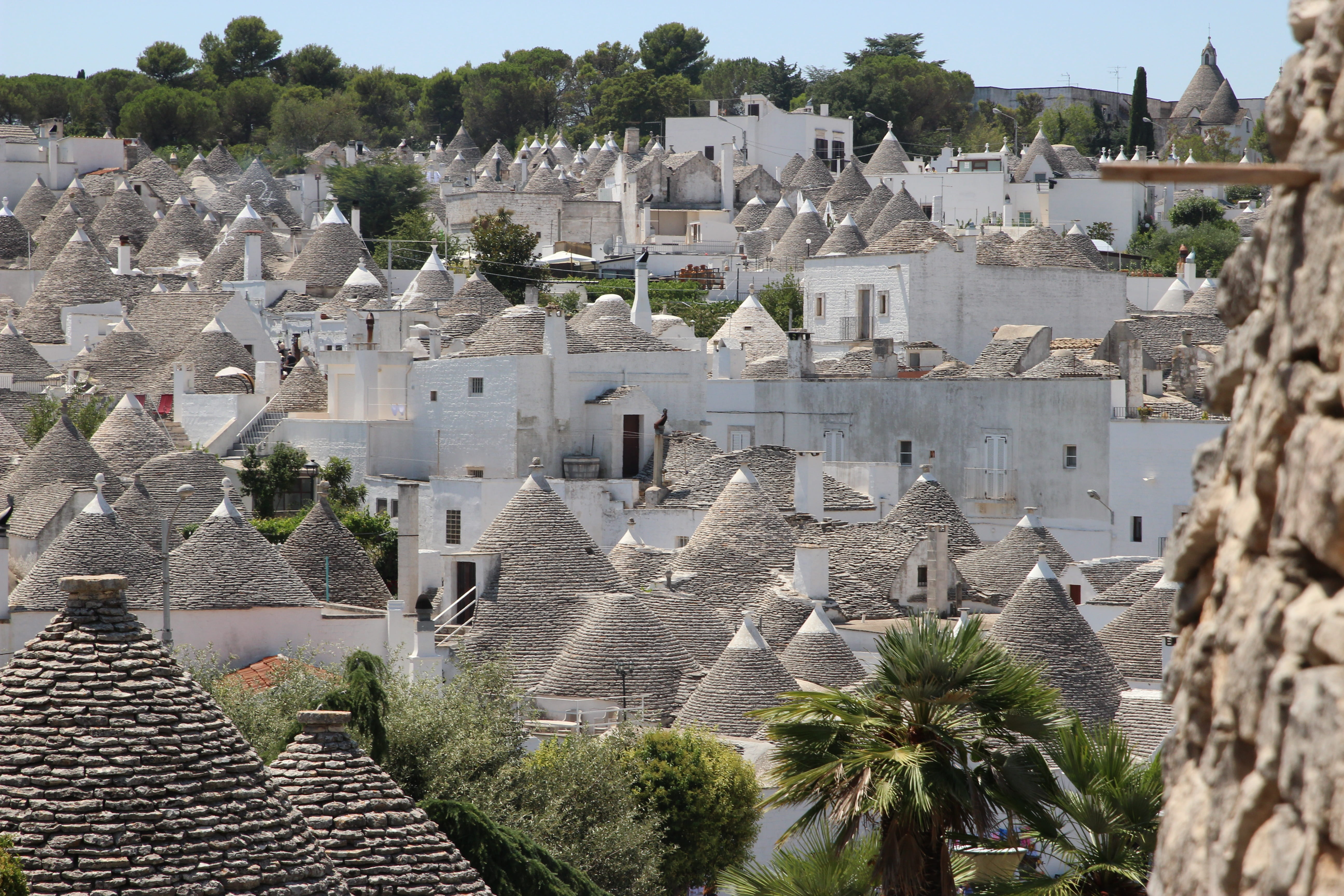 trulli, summer, glimpse, salento, travel, houses, architecture, holidays, old houses, puglia, religion, walls, townscape, holiday, old, south, city, ancient, HD Wallpaper