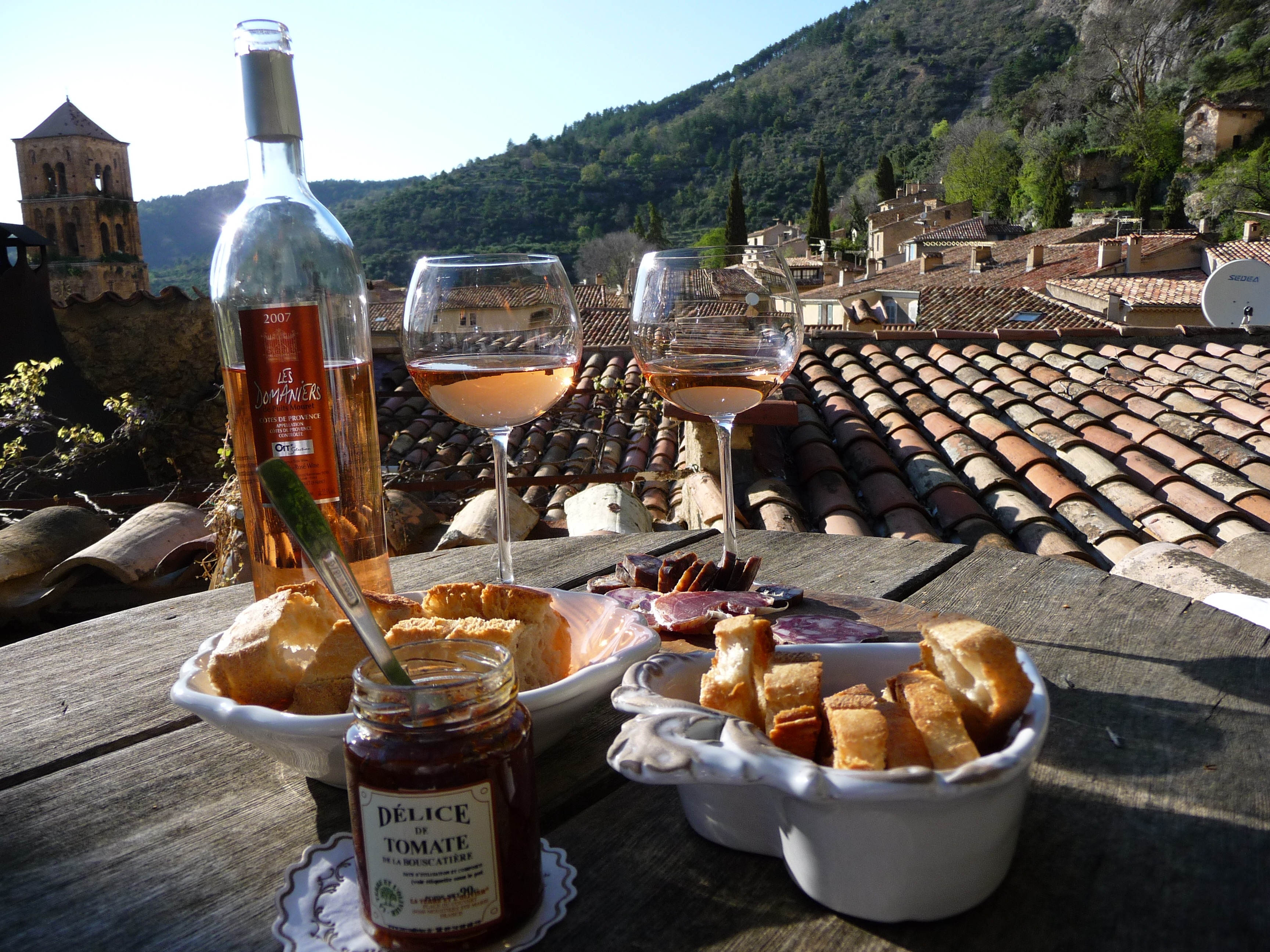 household equipment, meal, nature, wine, food and drink, roof, wineglass, close-up, jar, alcohol, bowls, food, snack, freshness, refreshment, france, mediterranean, HD Wallpaper