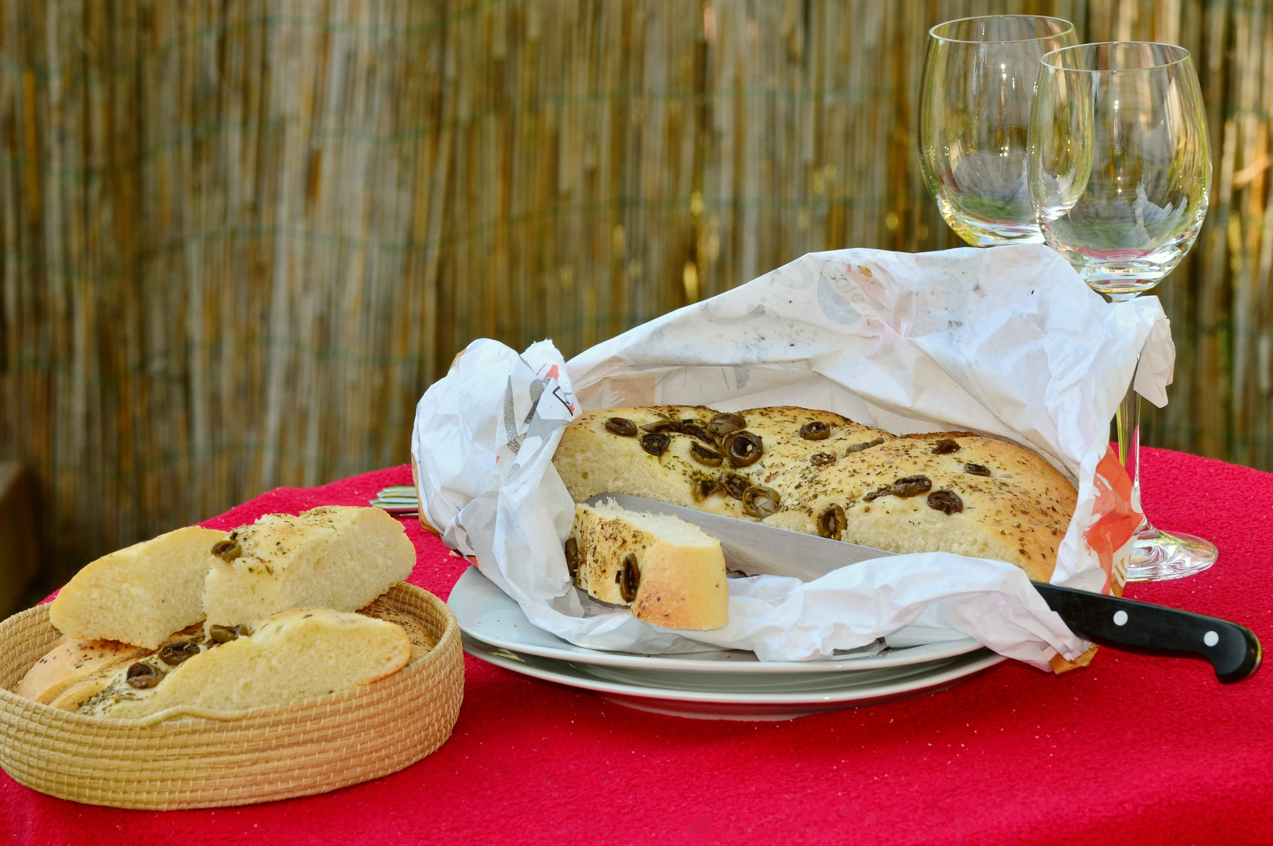 refreshment, mediterranean, drink, dinner, barbecue, baked, baked goods, wineglass, cake, crockery, indulgence, temptation, flat bread, sweet food, bread, HD Wallpaper