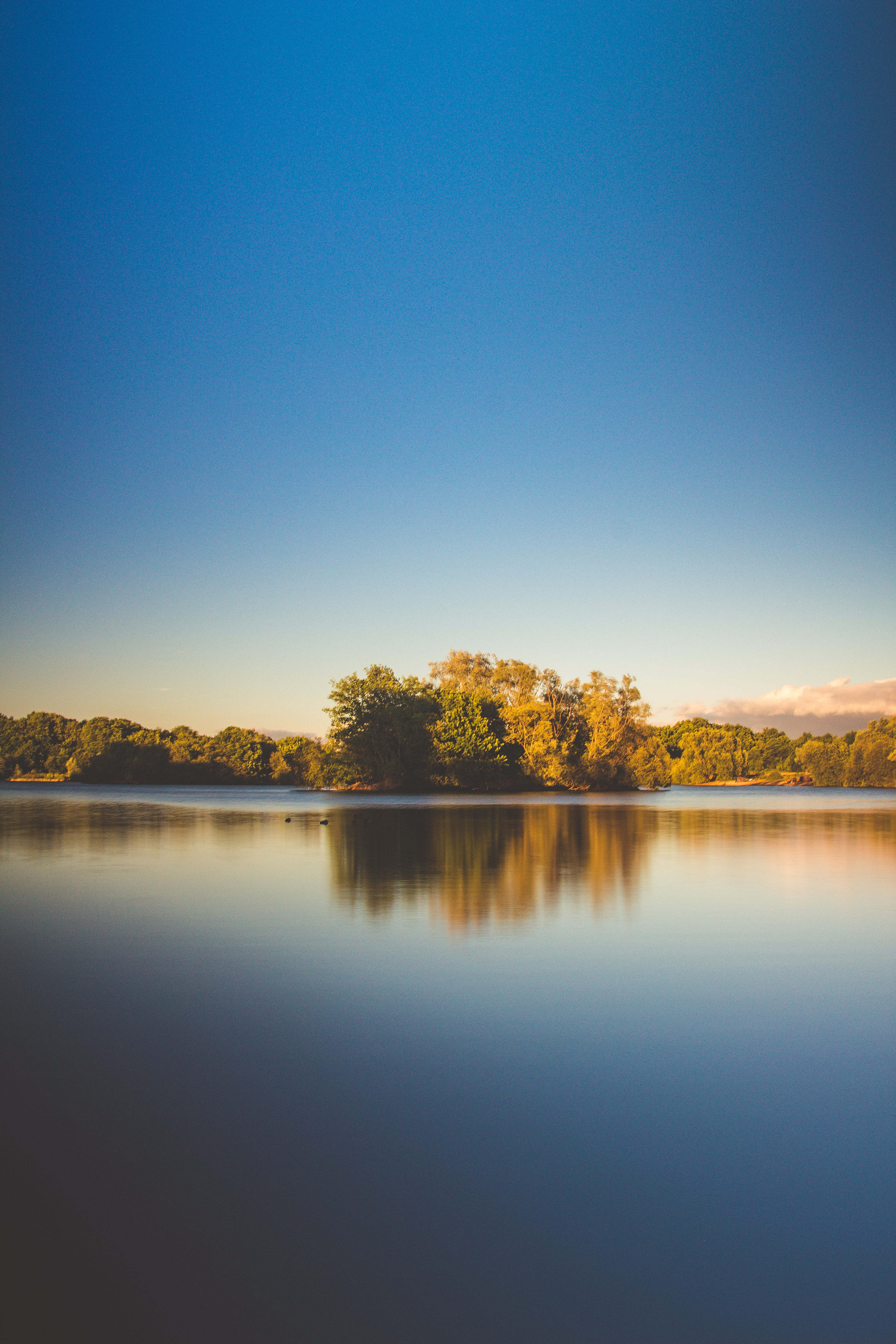 sea, blue, daytine, beauty in nature, ocean, near, surrounded, no people, scenics - nature, photo, tranquility, lake, day, copy space, tranquil scene, waterfront, Phone HD Wallpaper