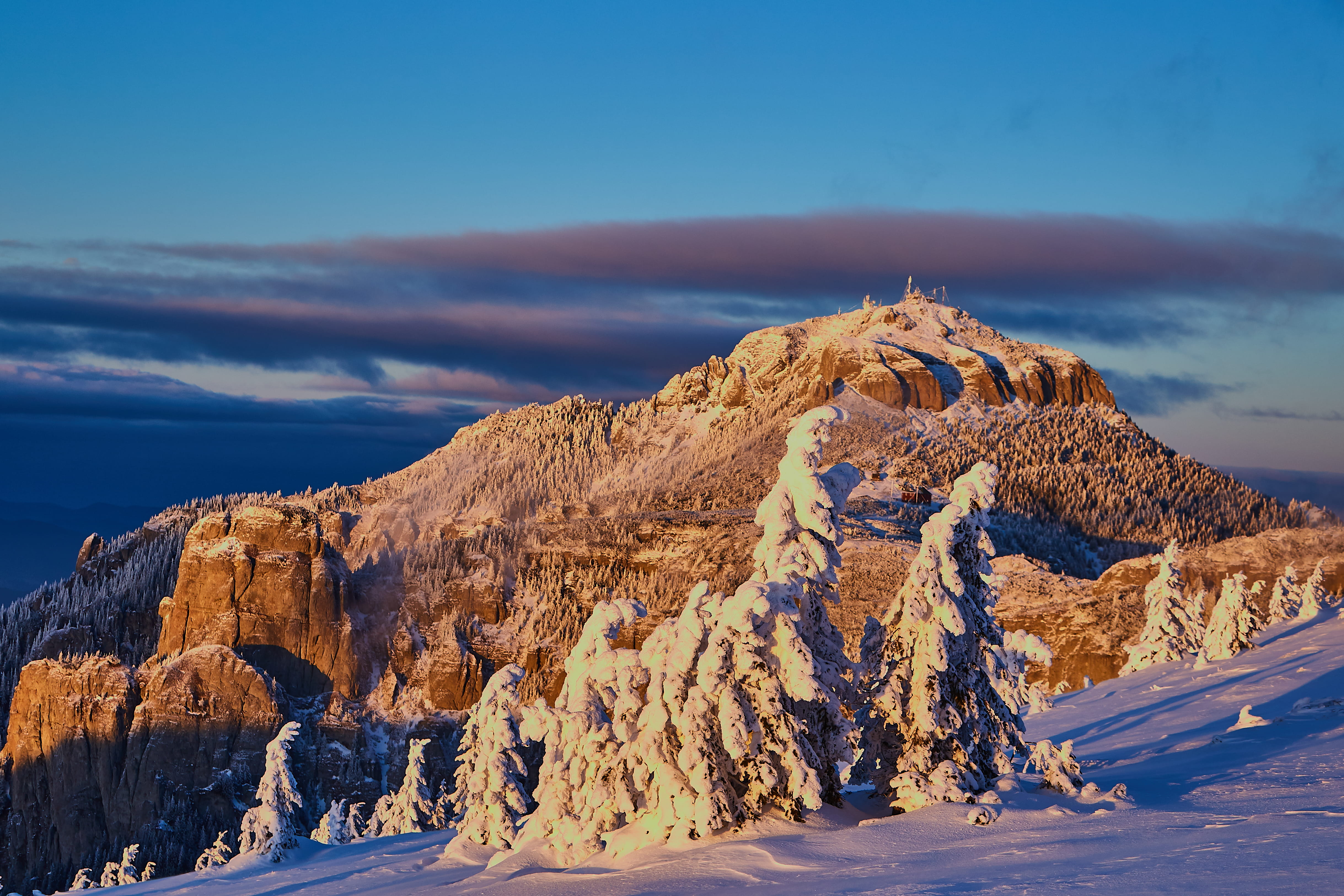 romania, winter, 4K, mountain, environment, alps, no people, non-urban scene, field, sky, cloud - sky, ceahlău national park, plateau, scenery, outdoors, HD Wallpaper
